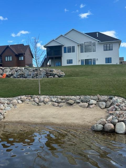 2024 single family home for sale at 660 E Lake Cowdry Road NW in Alexandria, MN — 4 bed, 4 bath (photo 22 of 25)