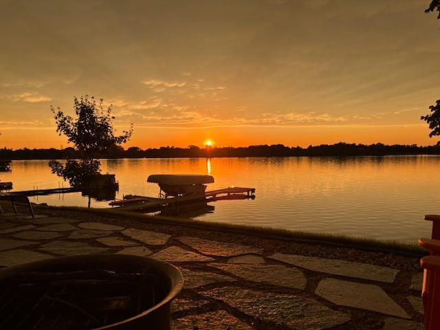 2024 single family home for sale at 660 E Lake Cowdry Road NW in Alexandria, MN — 4 bed, 4 bath (photo 4 of 25)