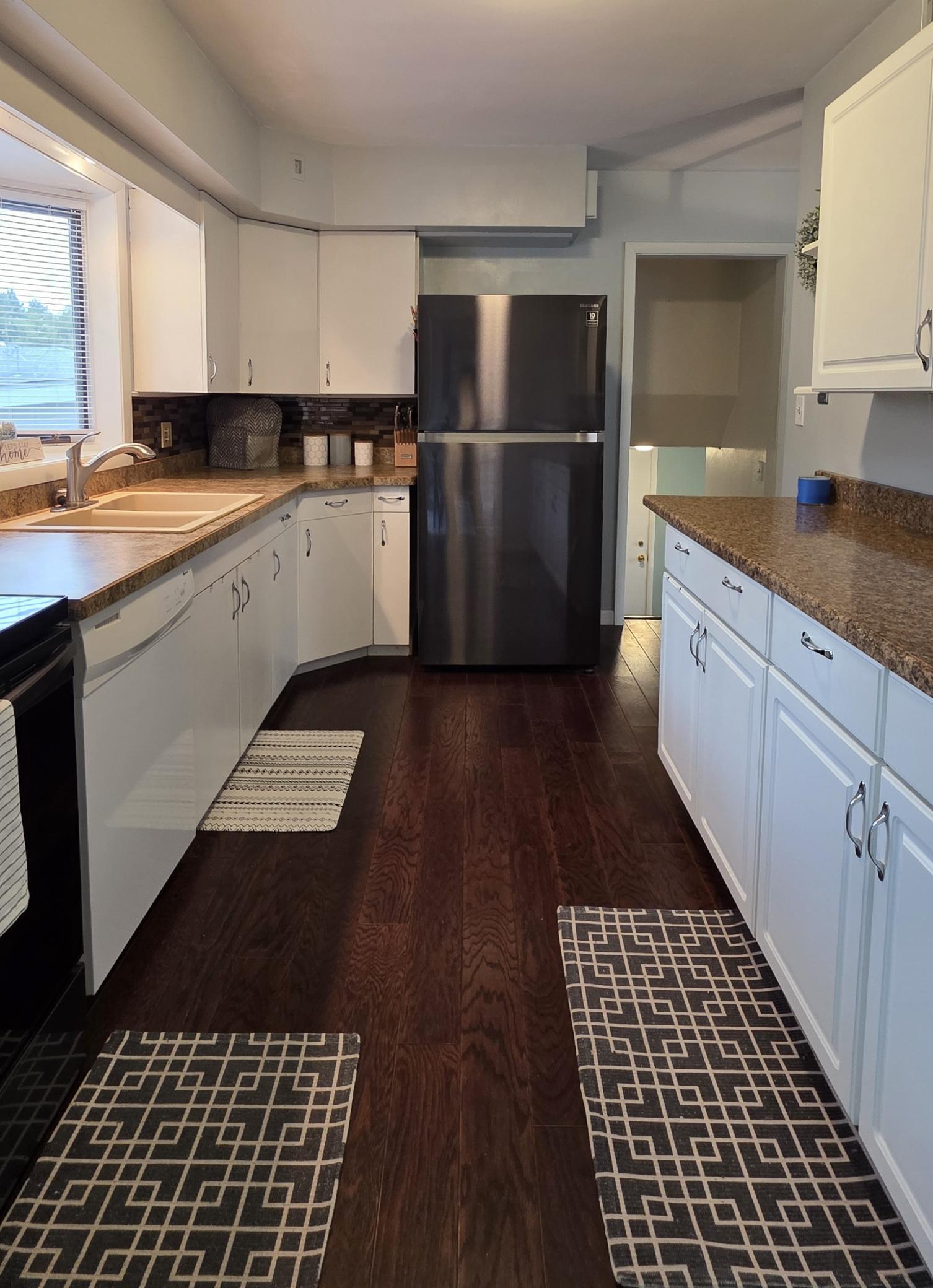 1958 single family home for sale at 426 9th Street NW in Valley City, ND — 3 bed, 2 bath (photo 5 of 50)