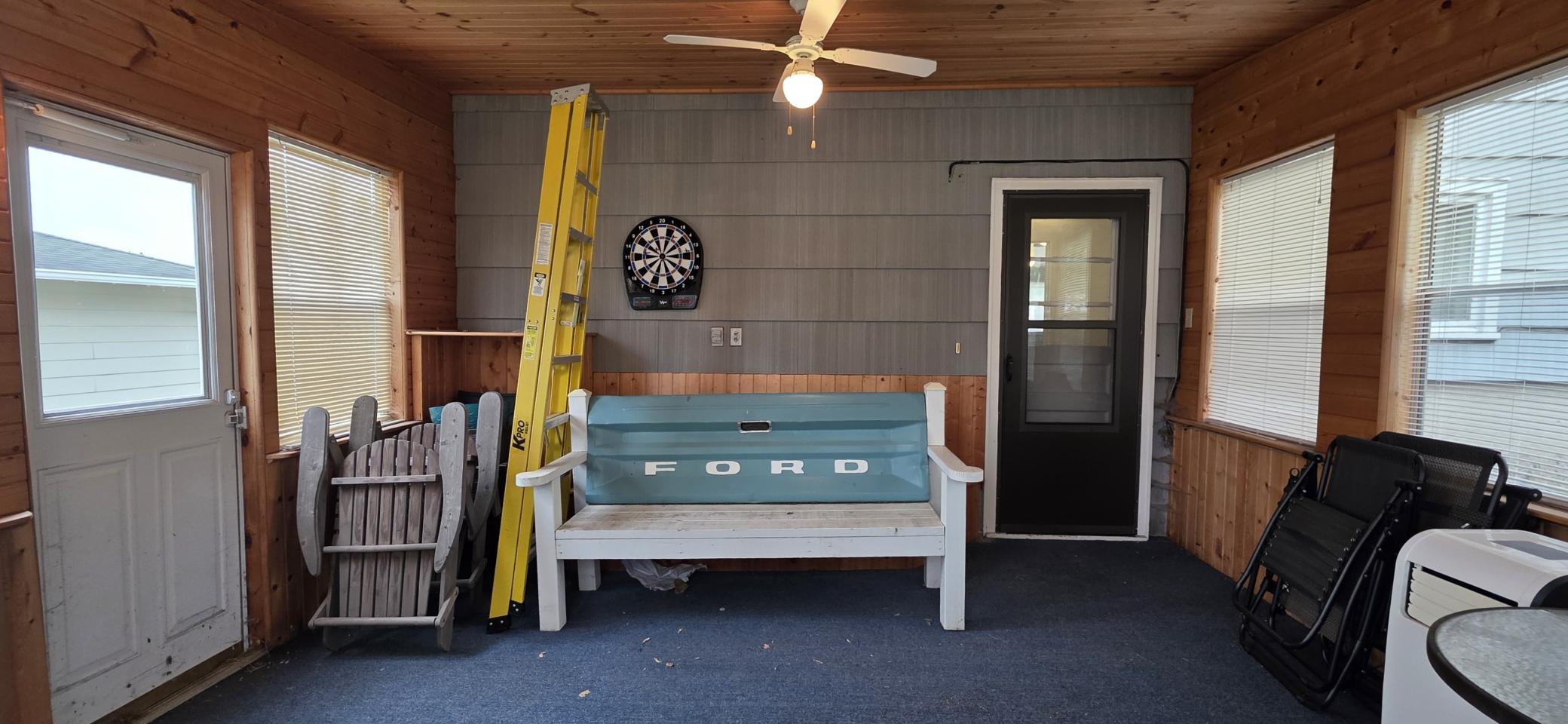 1958 single family home for sale at 426 9th Street NW in Valley City, ND — 3 bed, 2 bath (photo 44 of 50)