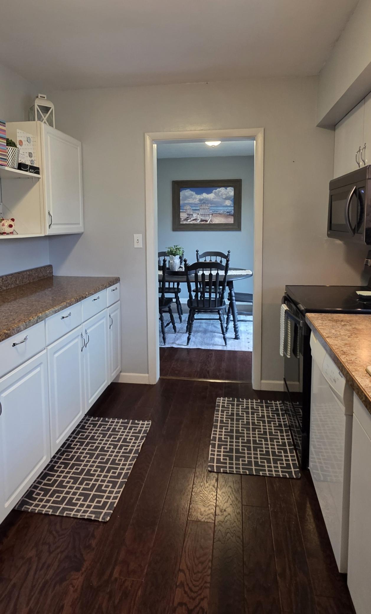 1958 single family home for sale at 426 9th Street NW in Valley City, ND — 3 bed, 2 bath (photo 6 of 50)