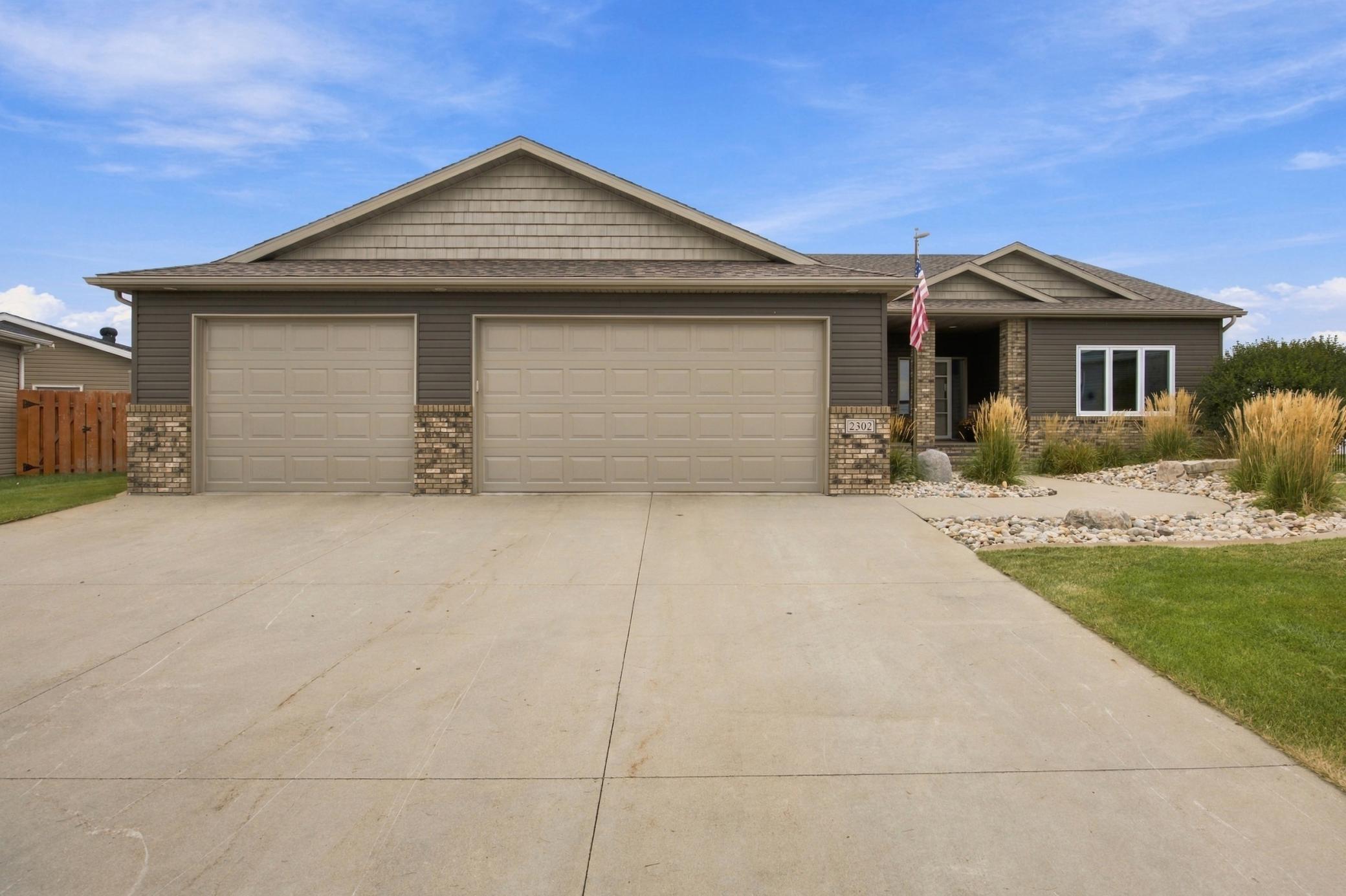 2014 single family home for sale at 2302 10th Street W in West Fargo, ND — 4 bed, 3 bath