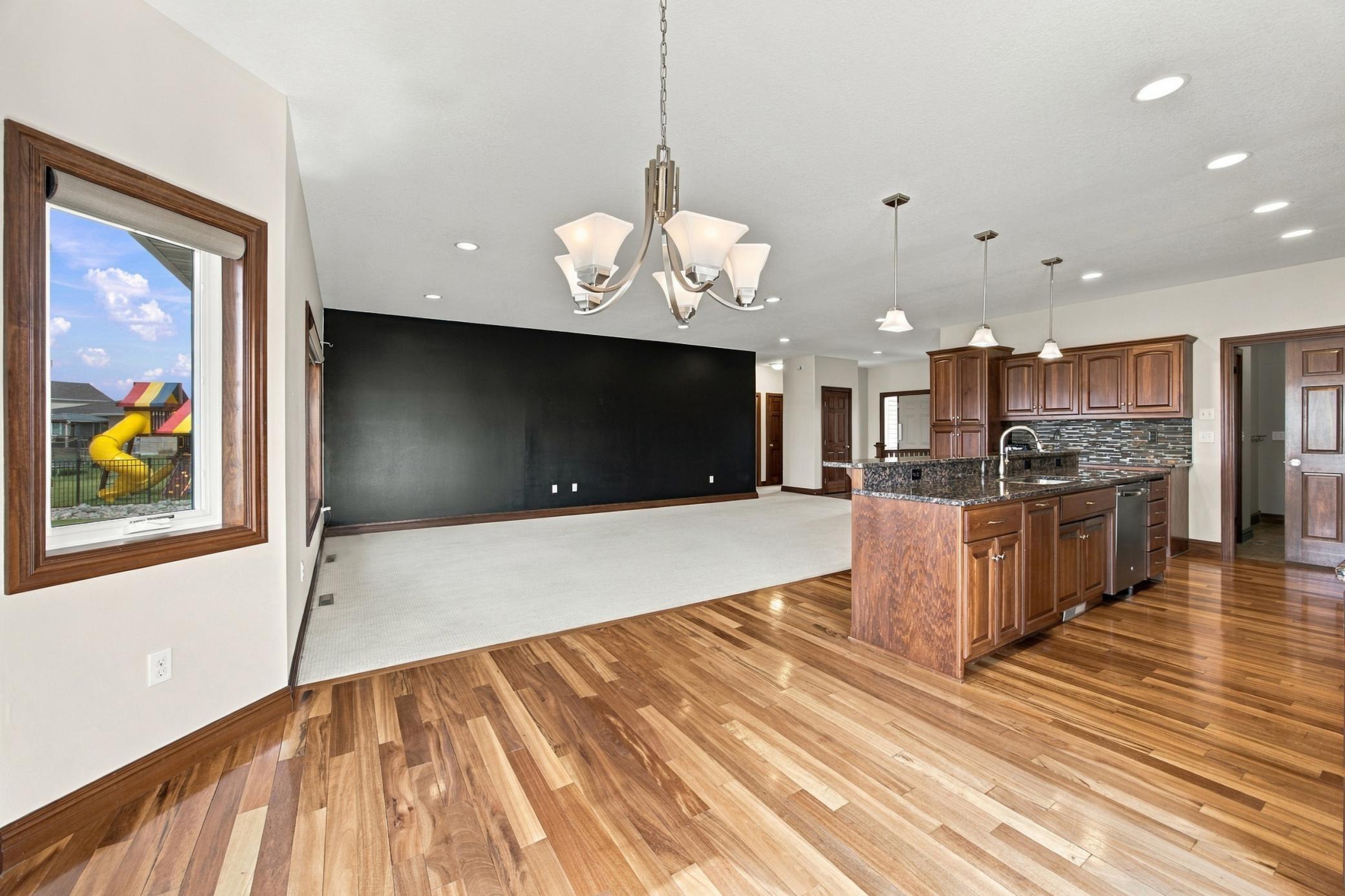 2014 single family home for sale at 2302 10th Street W in West Fargo, ND — 4 bed, 3 bath (photo 17 of 62)