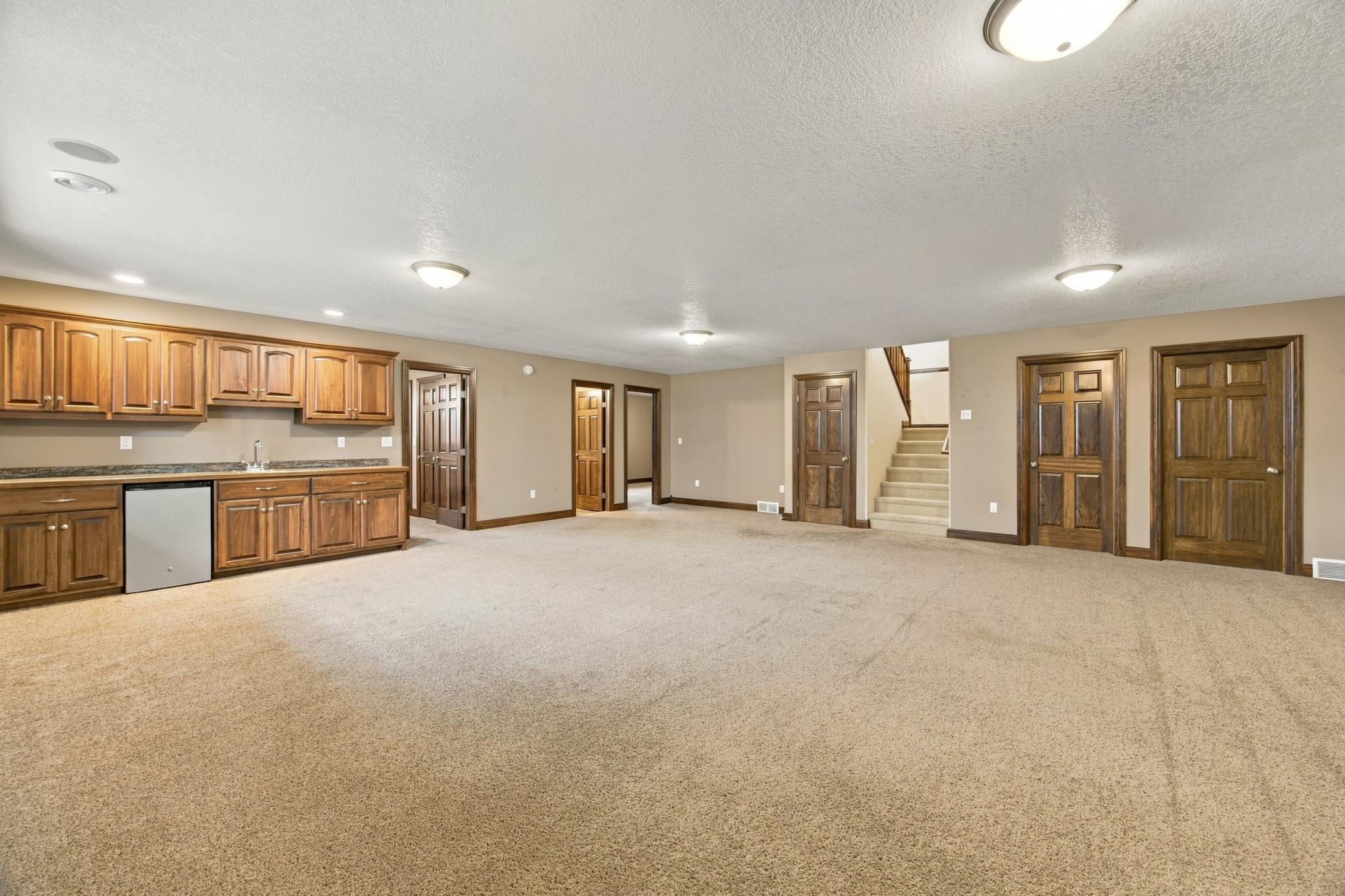2014 single family home for sale at 2302 10th Street W in West Fargo, ND — 4 bed, 3 bath (photo 30 of 62)