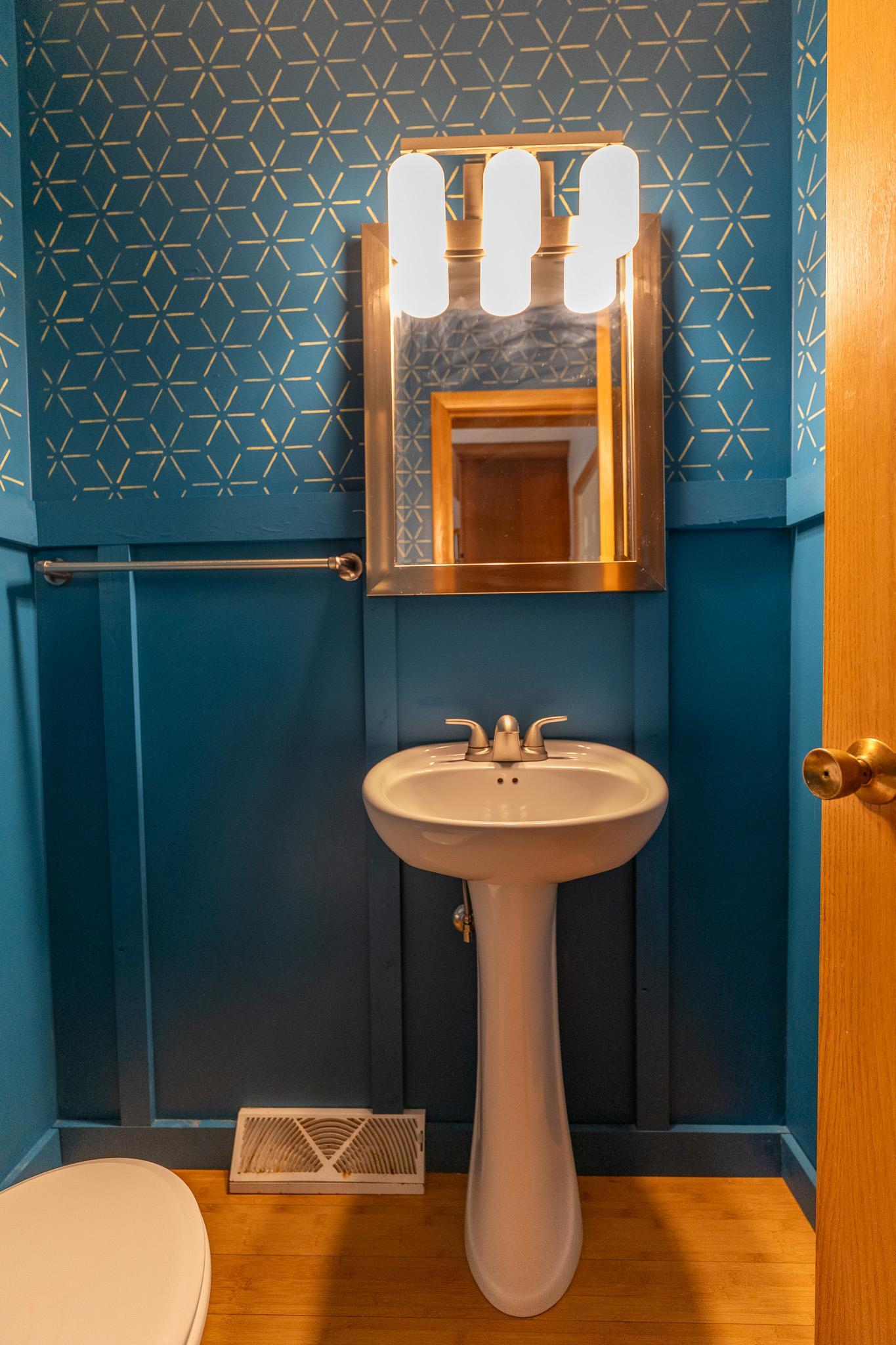 1961 single family home for sale at 913 Park Drive S in Fargo, ND — 5 bed, 4 bath (photo 15 of 52)