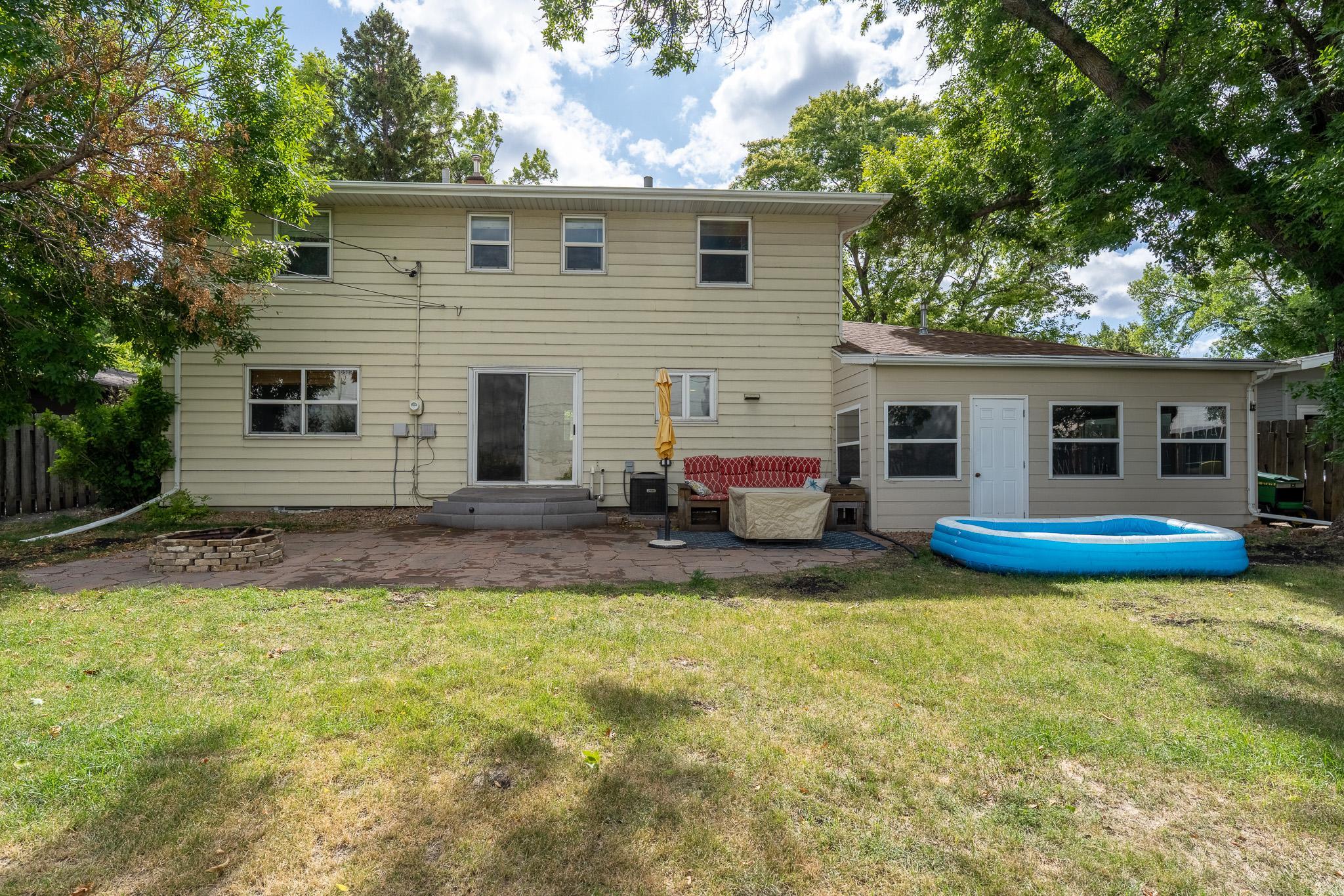 1961 single family home for sale at 913 Park Drive S in Fargo, ND — 5 bed, 4 bath (photo 43 of 52)