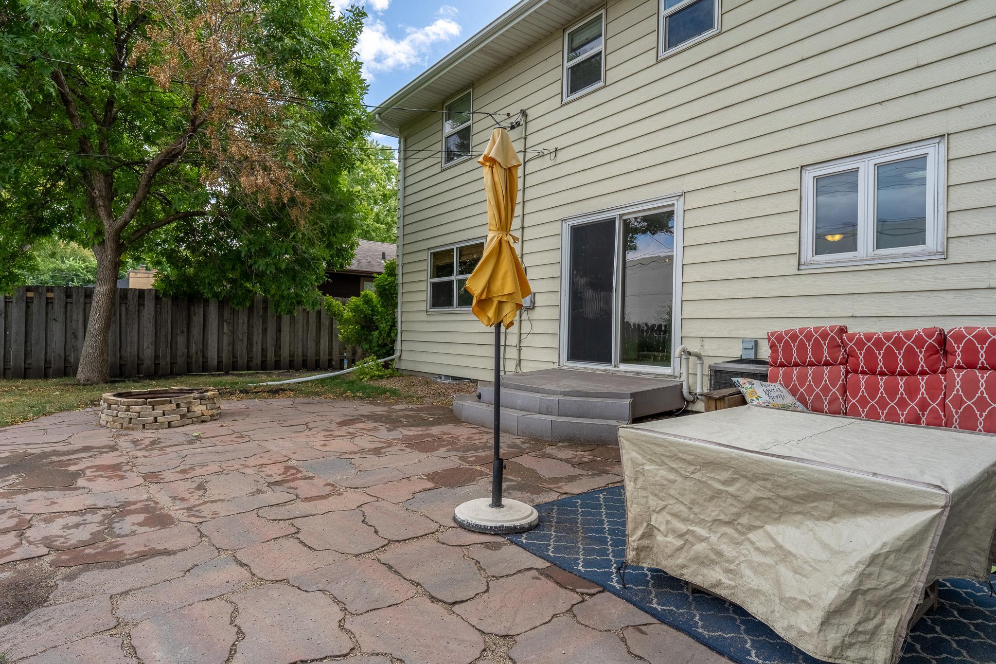 1961 single family home for sale at 913 Park Drive S in Fargo, ND — 5 bed, 4 bath (photo 46 of 52)