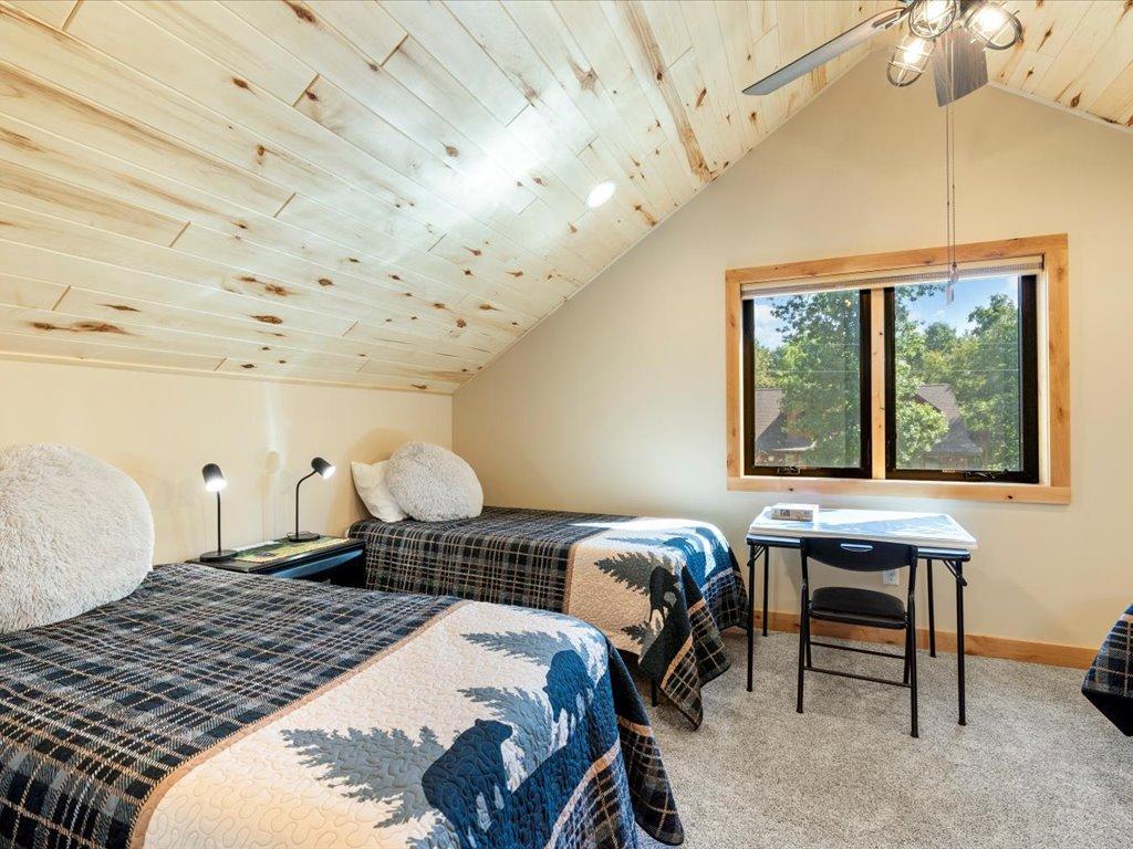 2023 single family home for sale at 10531 E Cree Bay Circle in Pequot Lakes, MN — 2 bed, 2 bath (photo 18 of 42)