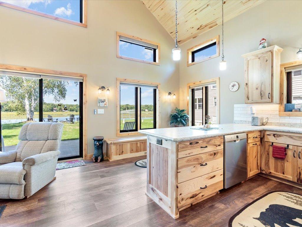 2023 single family home for sale at 10531 E Cree Bay Circle in Pequot Lakes, MN — 2 bed, 2 bath (photo 3 of 42)