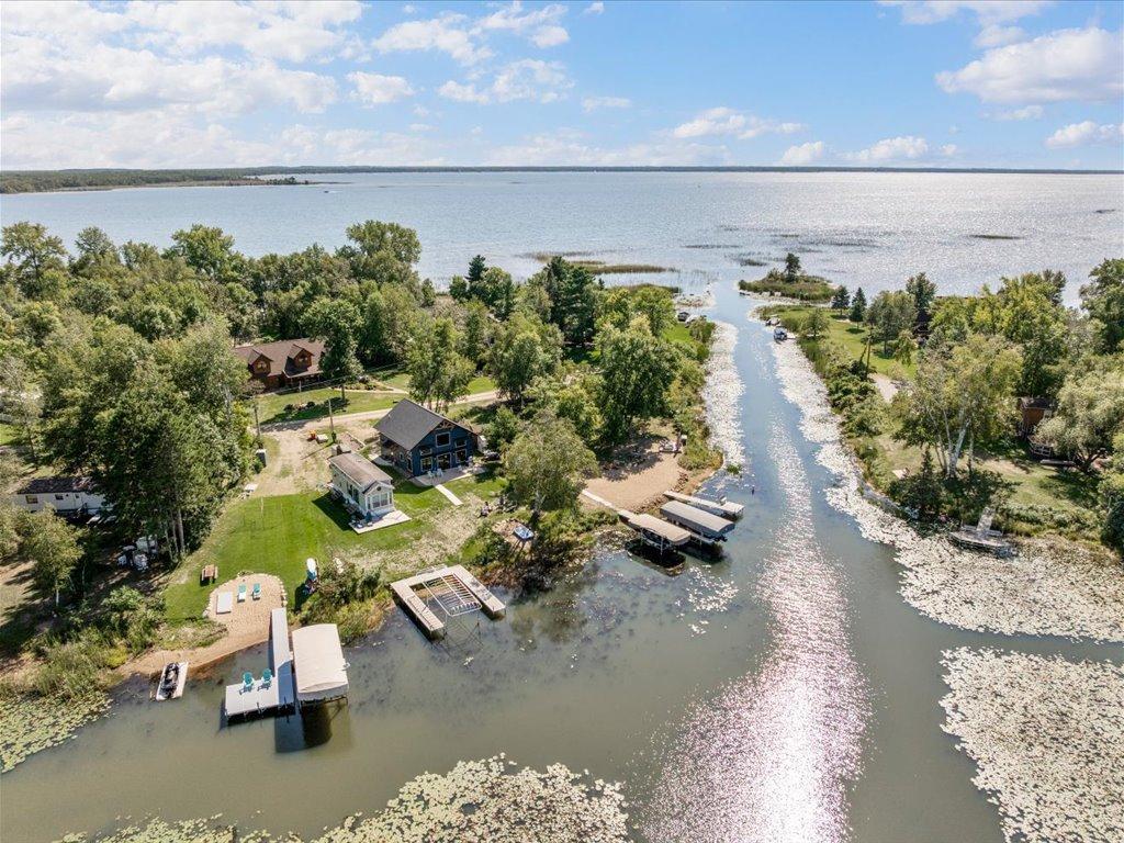2023 single family home for sale at 10531 E Cree Bay Circle in Pequot Lakes, MN — 2 bed, 2 bath (photo 33 of 42)