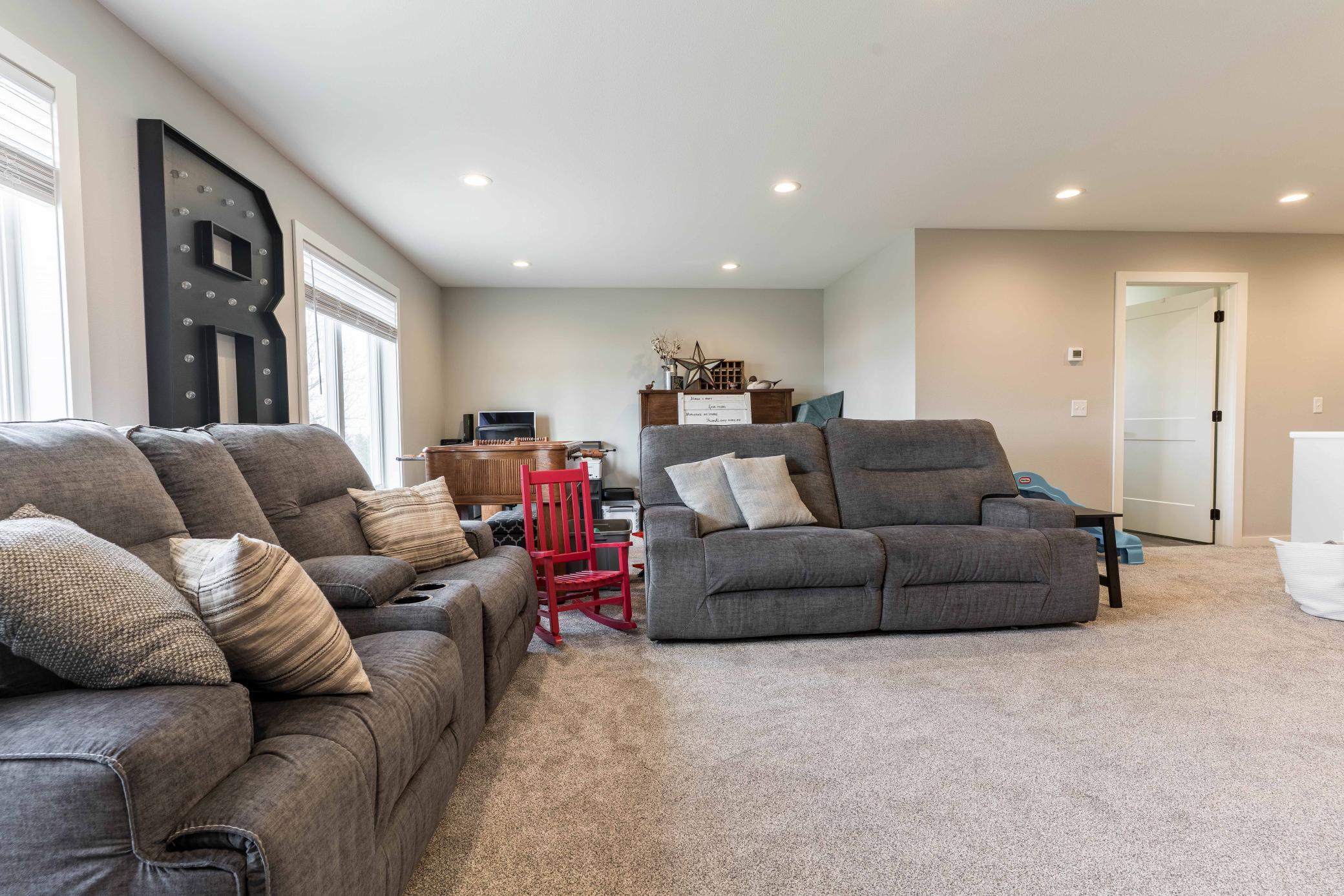 2019 single family home for sale at 2021 Tower View Road in Fergus Falls, MN — 4 bed, 3 bath (photo 28 of 62)