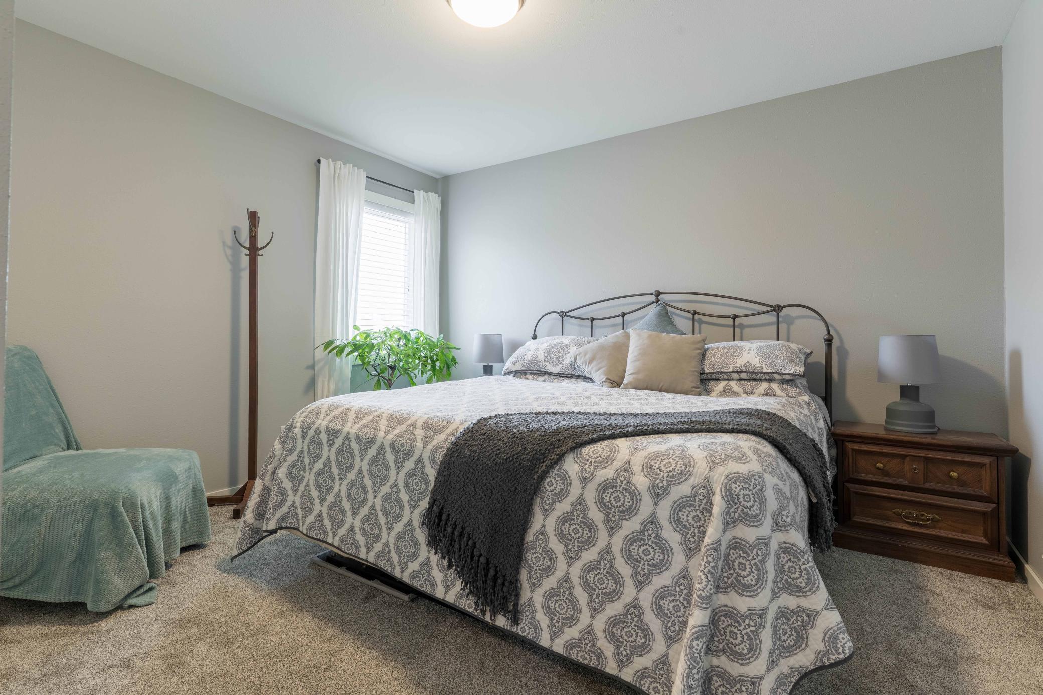 2019 single family home for sale at 2021 Tower View Road in Fergus Falls, MN — 4 bed, 3 bath (photo 33 of 62)