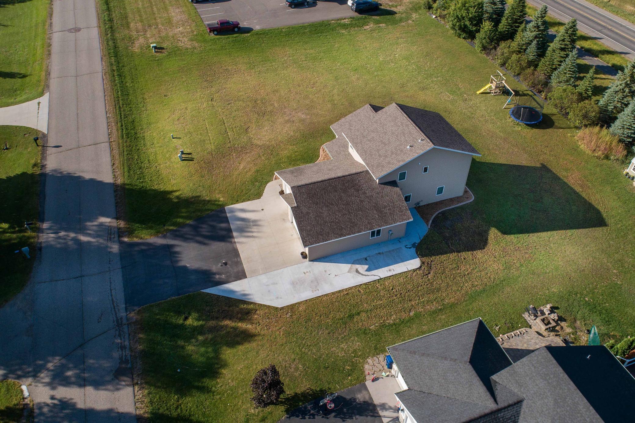 2019 single family home for sale at 2021 Tower View Road in Fergus Falls, MN — 4 bed, 3 bath (photo 56 of 62)