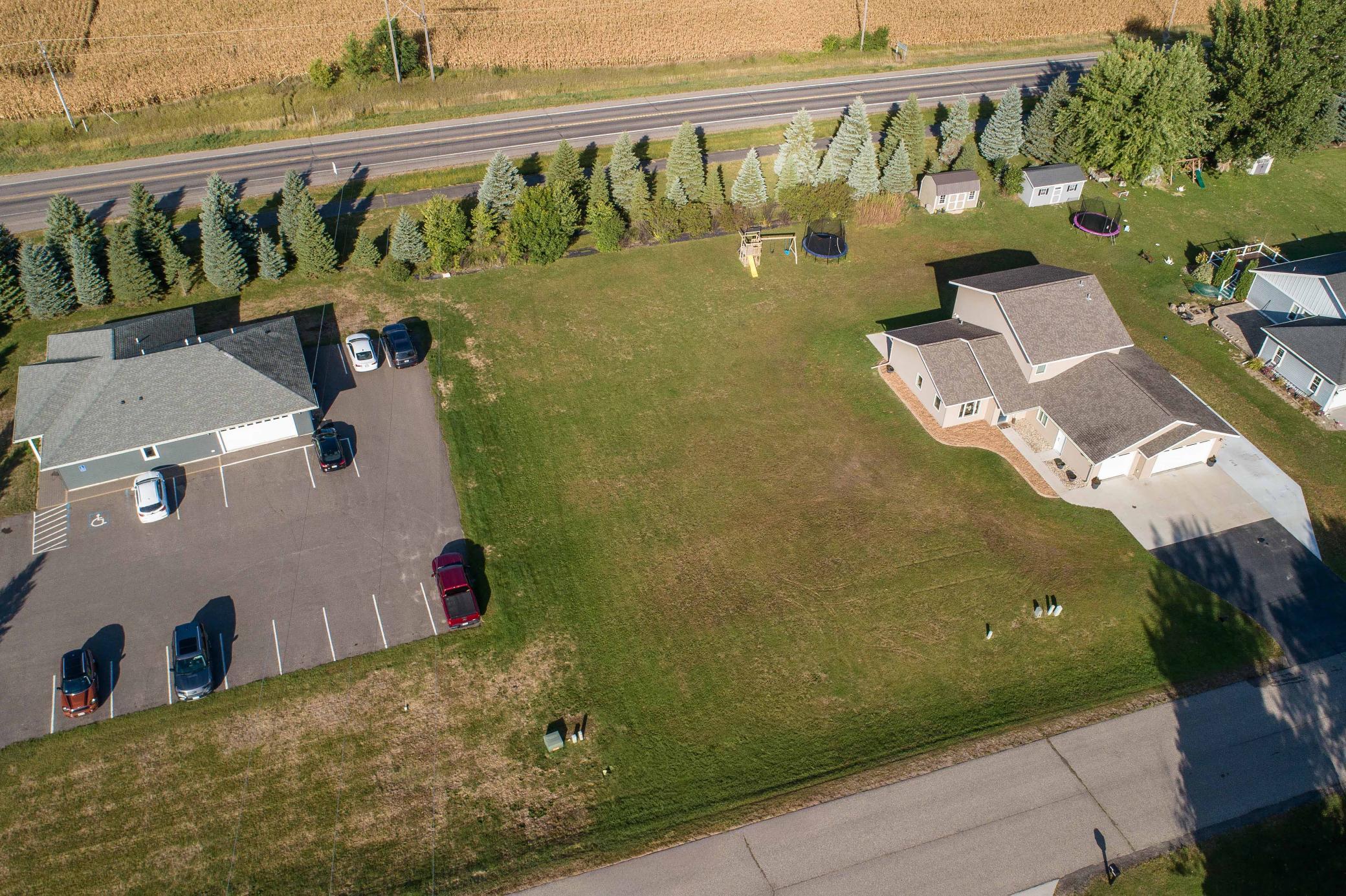 2019 single family home for sale at 2021 Tower View Road in Fergus Falls, MN — 4 bed, 3 bath (photo 57 of 62)