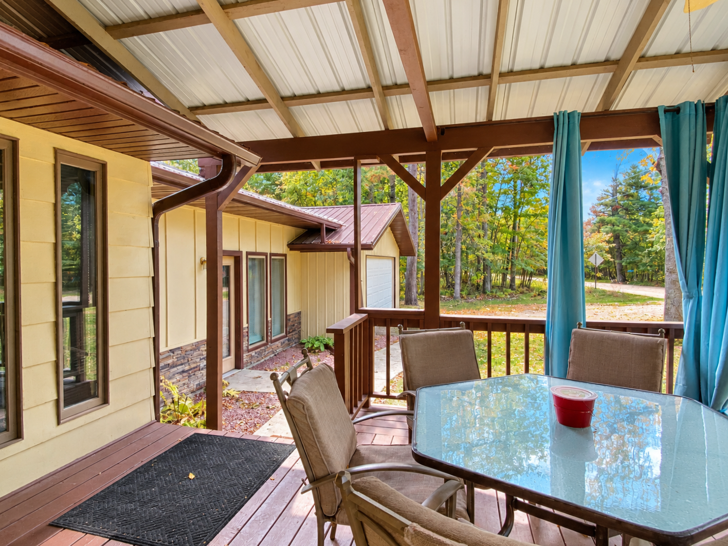 1997 single family home for sale at 22838 Glenhaven Drive in Nevis, MN — 3 bed, 3 bath (photo 8 of 38)