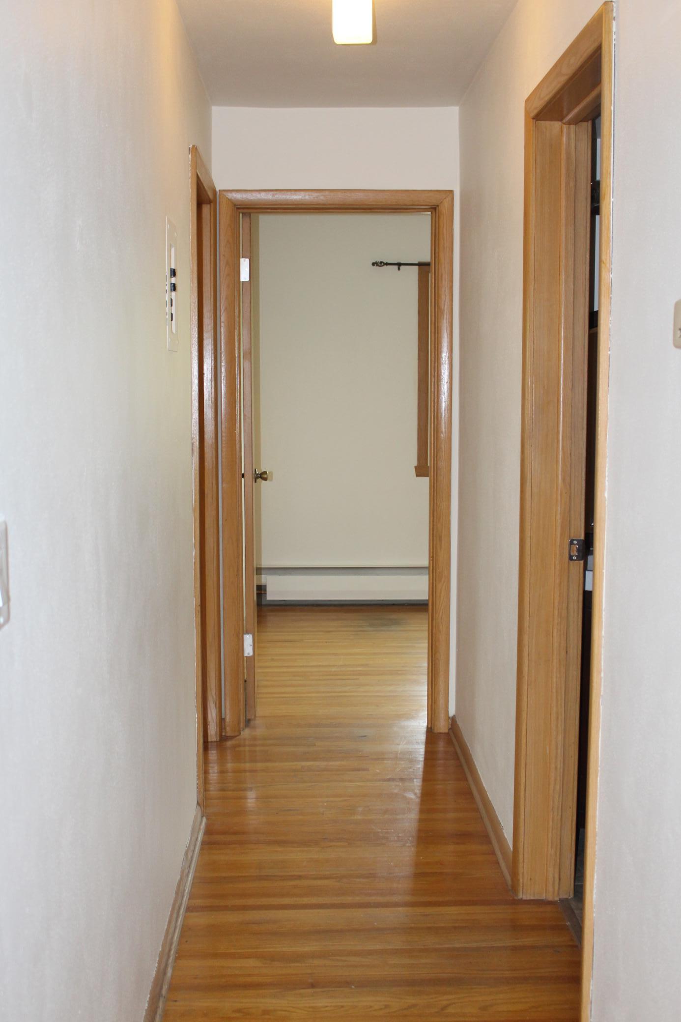 1959 triplex for sale at 1225 10th Street N in Fargo, ND — 2 bed, 1 bath (photo 14 of 18)