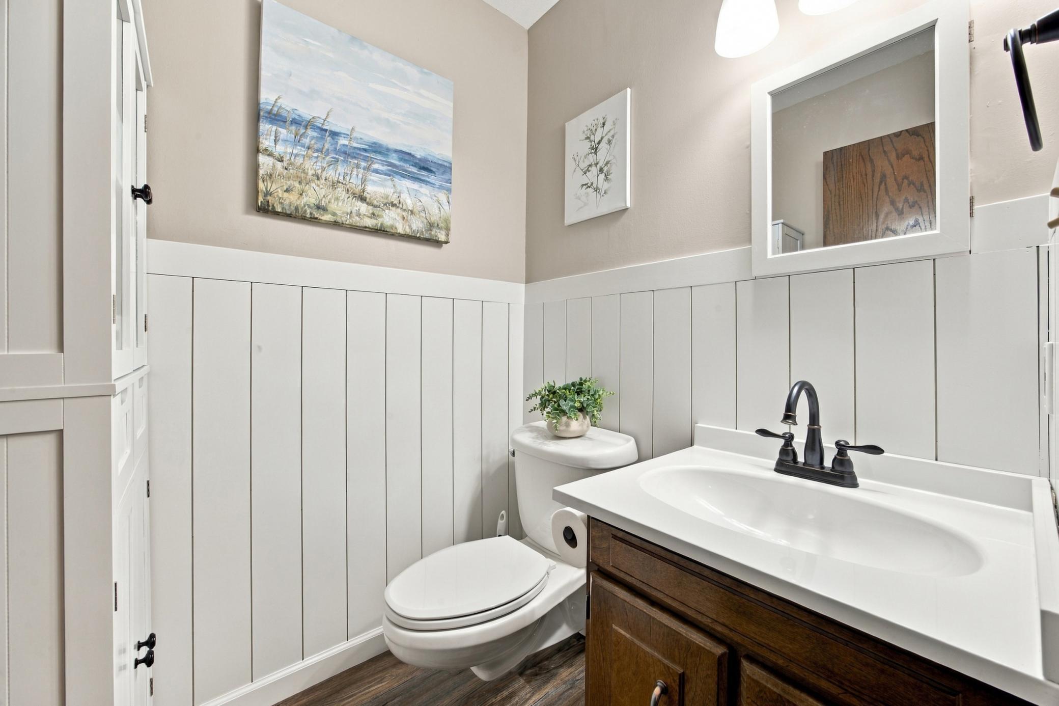 1973 townhouse for sale at 3232 2nd Street N in Fargo, ND — 3 bed, 3 bath (photo 11 of 27)