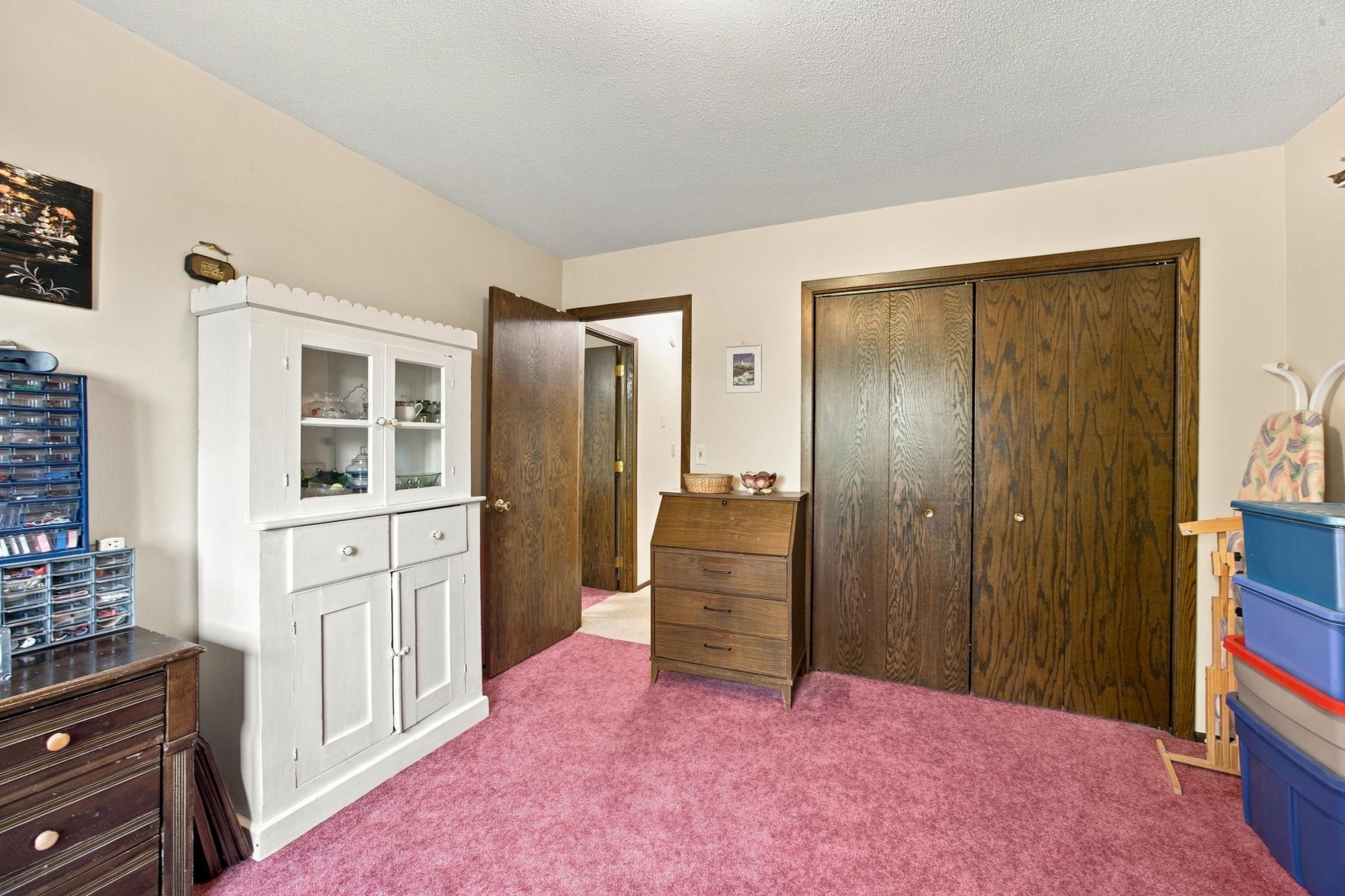 1973 townhouse for sale at 3232 2nd Street N in Fargo, ND — 3 bed, 3 bath (photo 18 of 27)