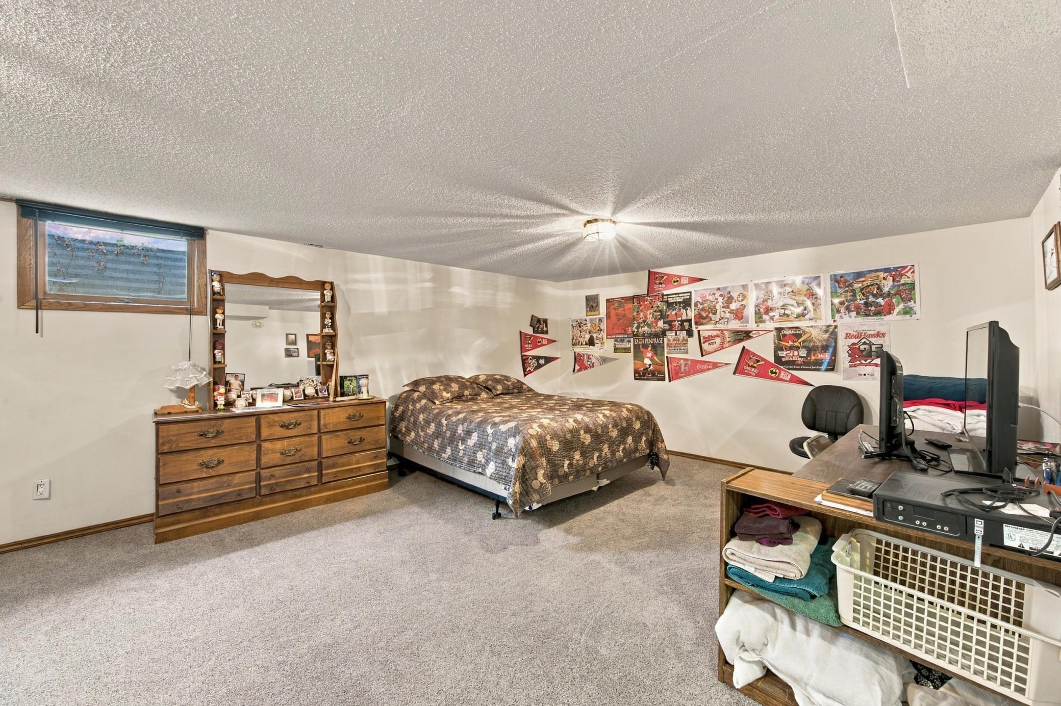 1973 townhouse for sale at 3232 2nd Street N in Fargo, ND — 3 bed, 3 bath (photo 20 of 27)