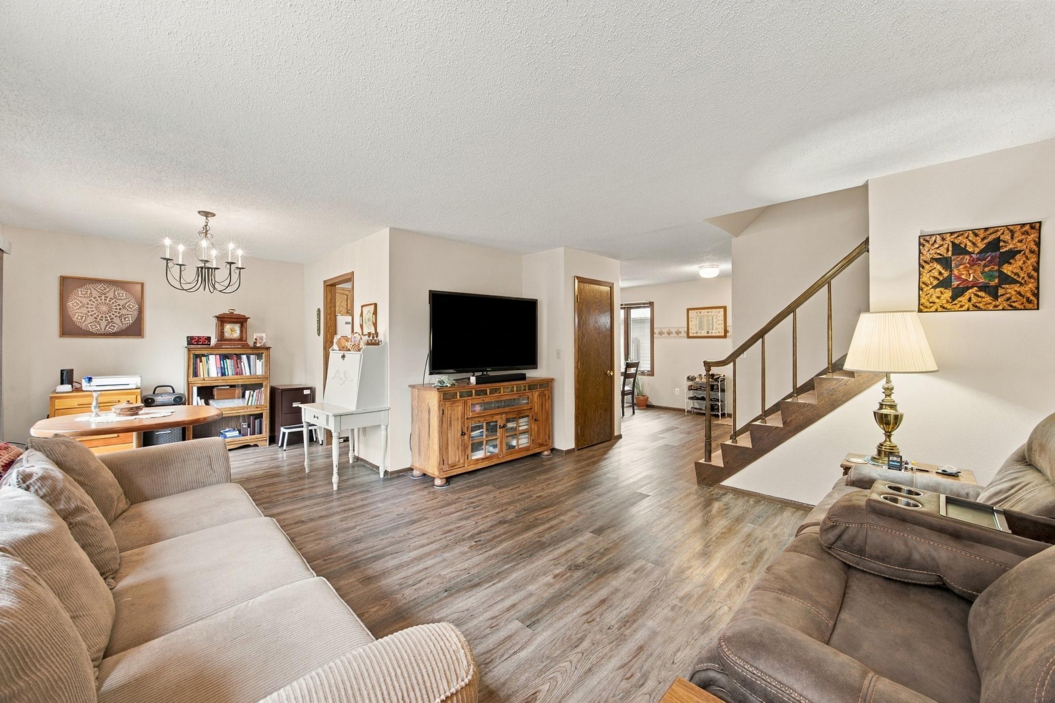 1973 townhouse for sale at 3232 2nd Street N in Fargo, ND — 3 bed, 3 bath (photo 3 of 27)