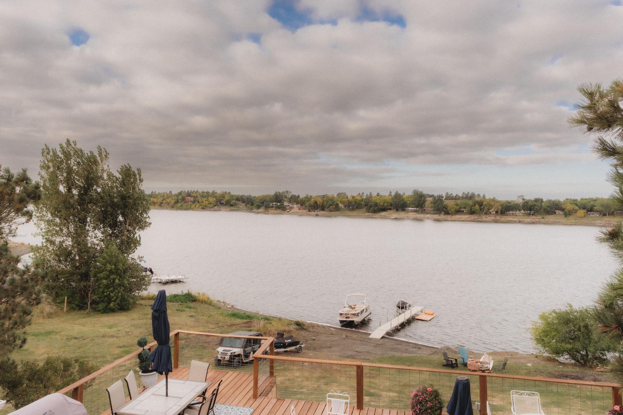 1958 single family home for sale at 2981 E Lakeside Road in Jamestown, ND — 3 bed, 2 bath (photo 49 of 69)