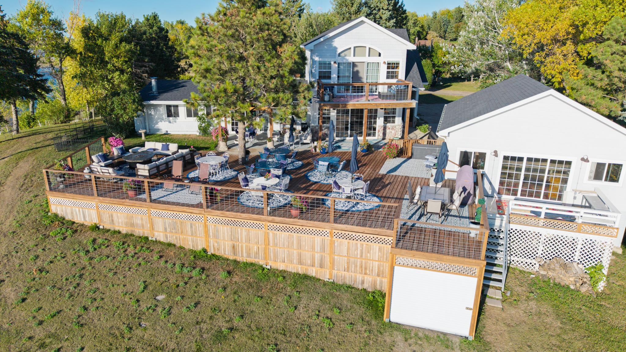 1958 single family home for sale at 2981 E Lakeside Road in Jamestown, ND — 3 bed, 2 bath (photo 62 of 69)