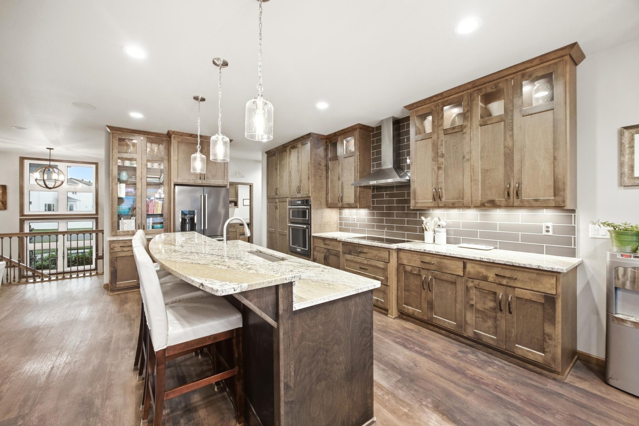 2015 single family home for sale at 7045 Golden Valley Parkway S in Fargo, ND — 6 bed, 3 bath (photo 12 of 67)