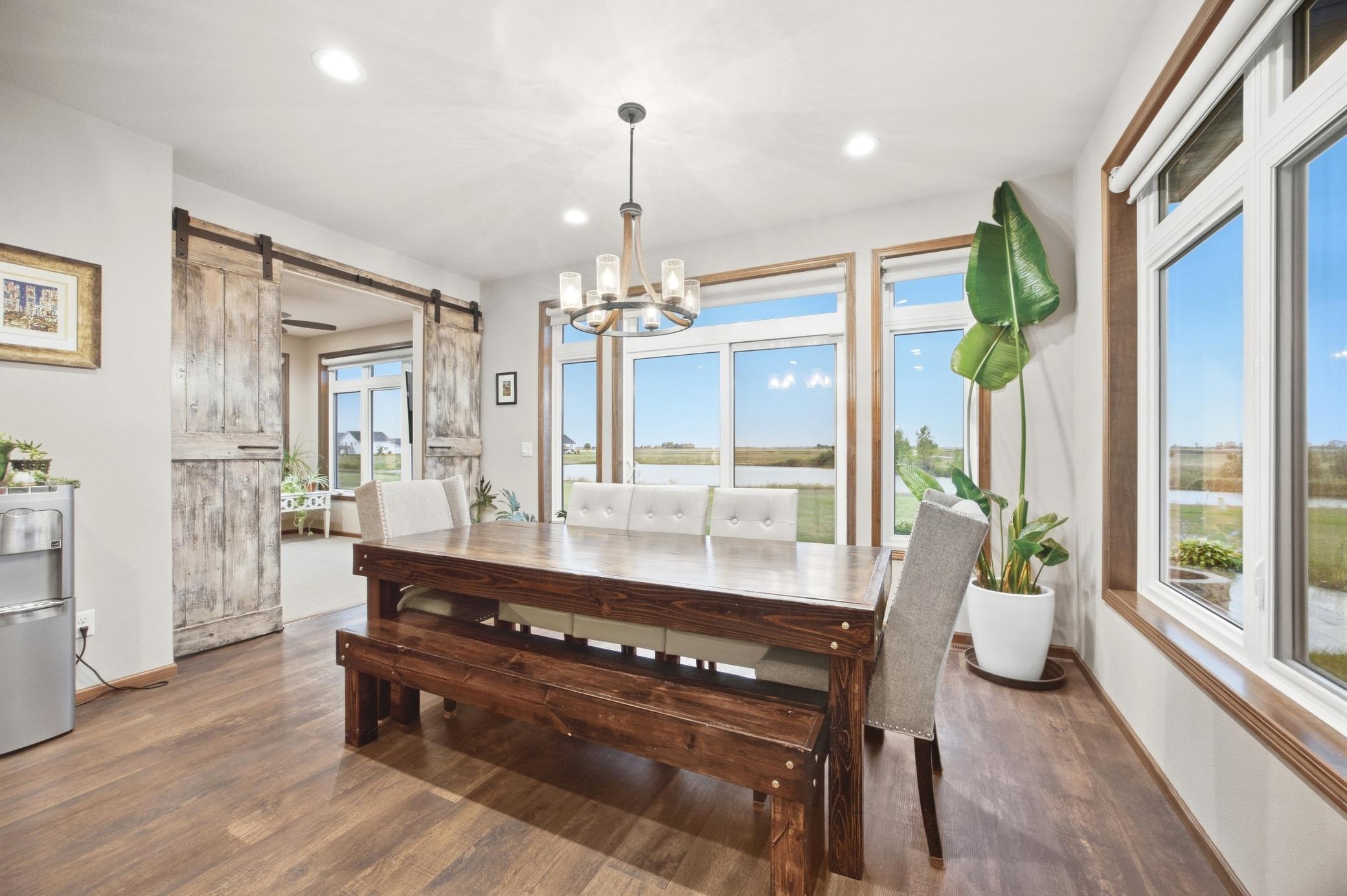 2015 single family home for sale at 7045 Golden Valley Parkway S in Fargo, ND — 6 bed, 3 bath (photo 17 of 67)