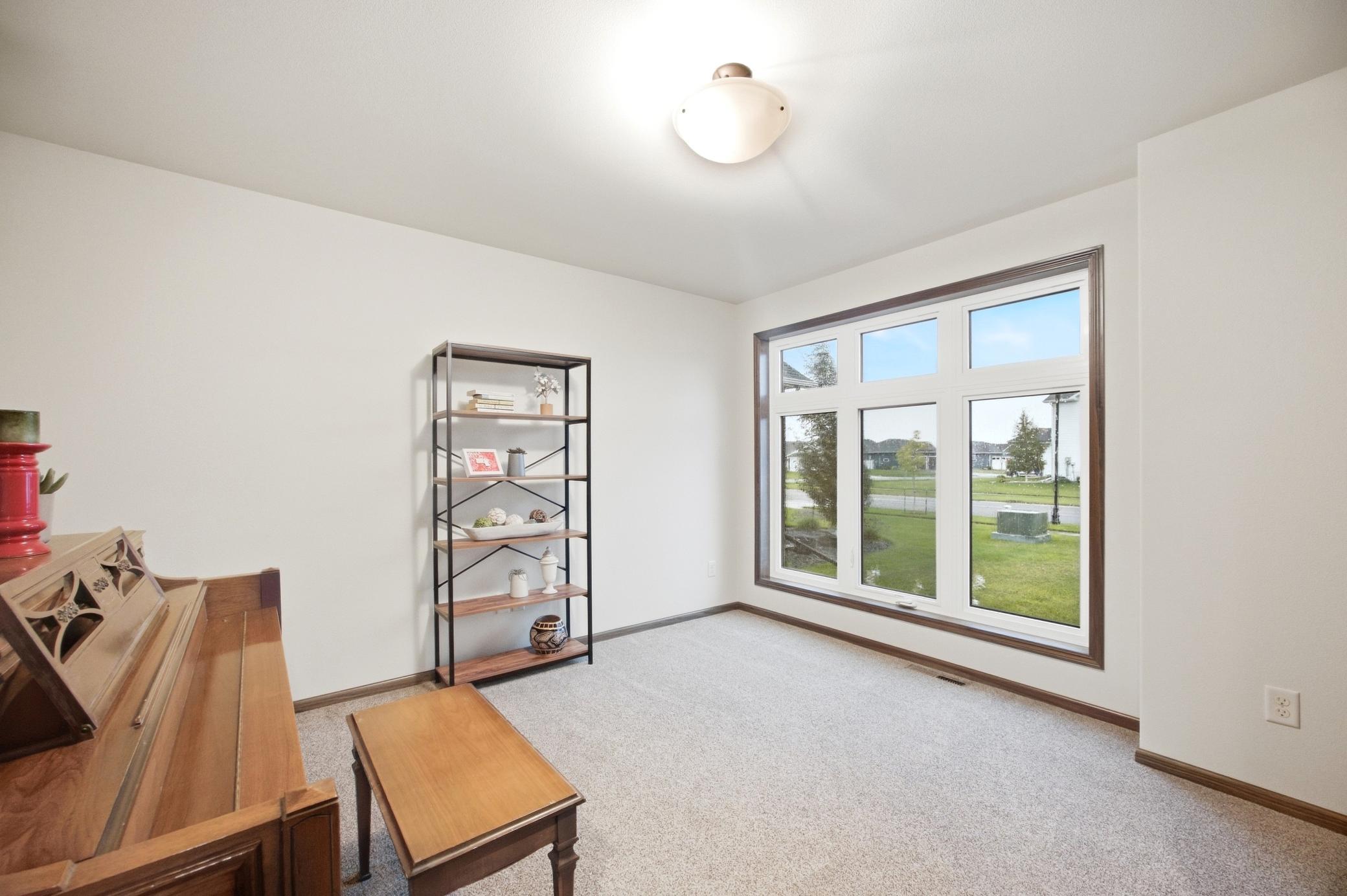 2015 single family home for sale at 7045 Golden Valley Parkway S in Fargo, ND — 6 bed, 3 bath (photo 21 of 67)