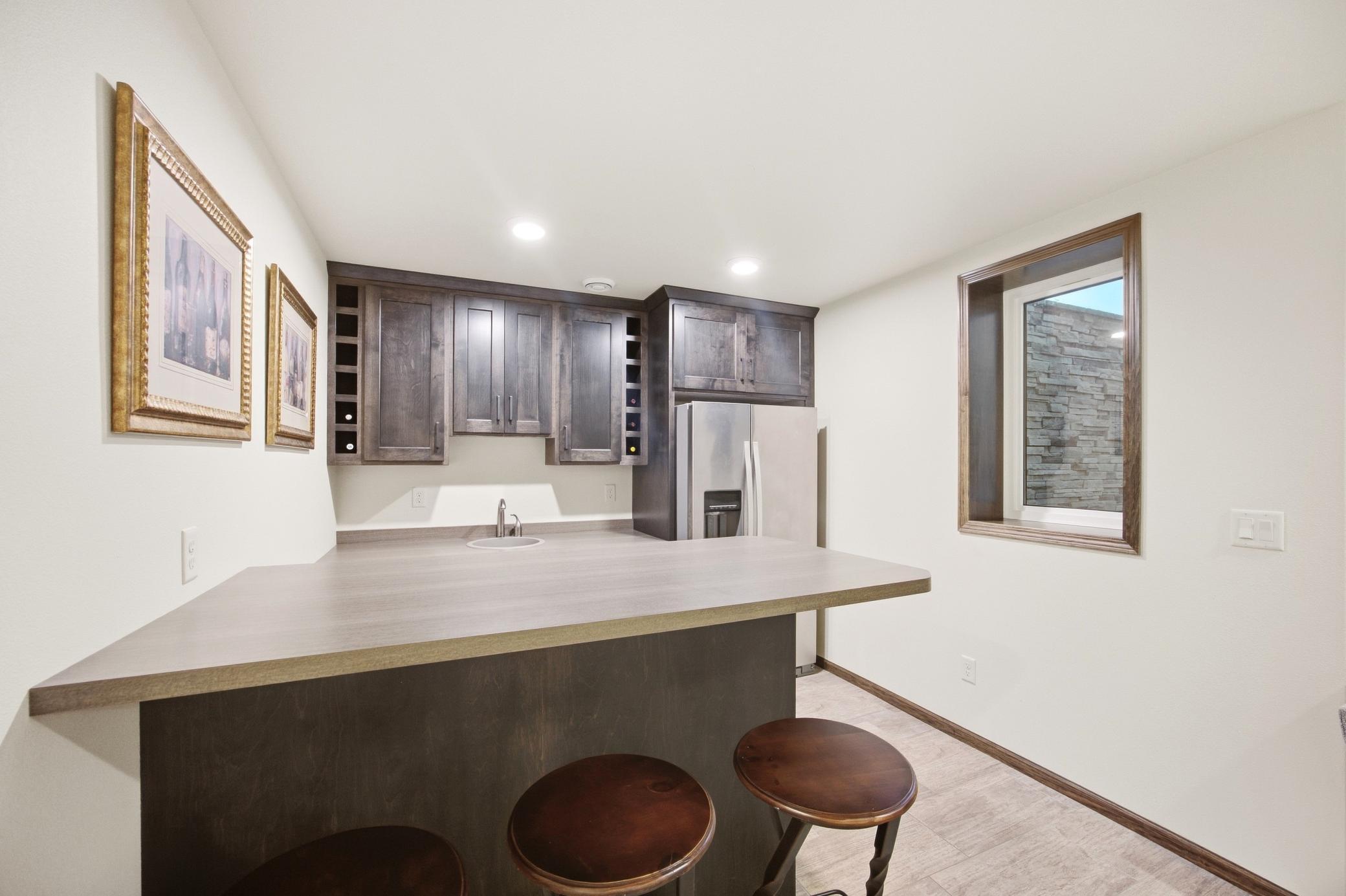 2015 single family home for sale at 7045 Golden Valley Parkway S in Fargo, ND — 6 bed, 3 bath (photo 40 of 67)