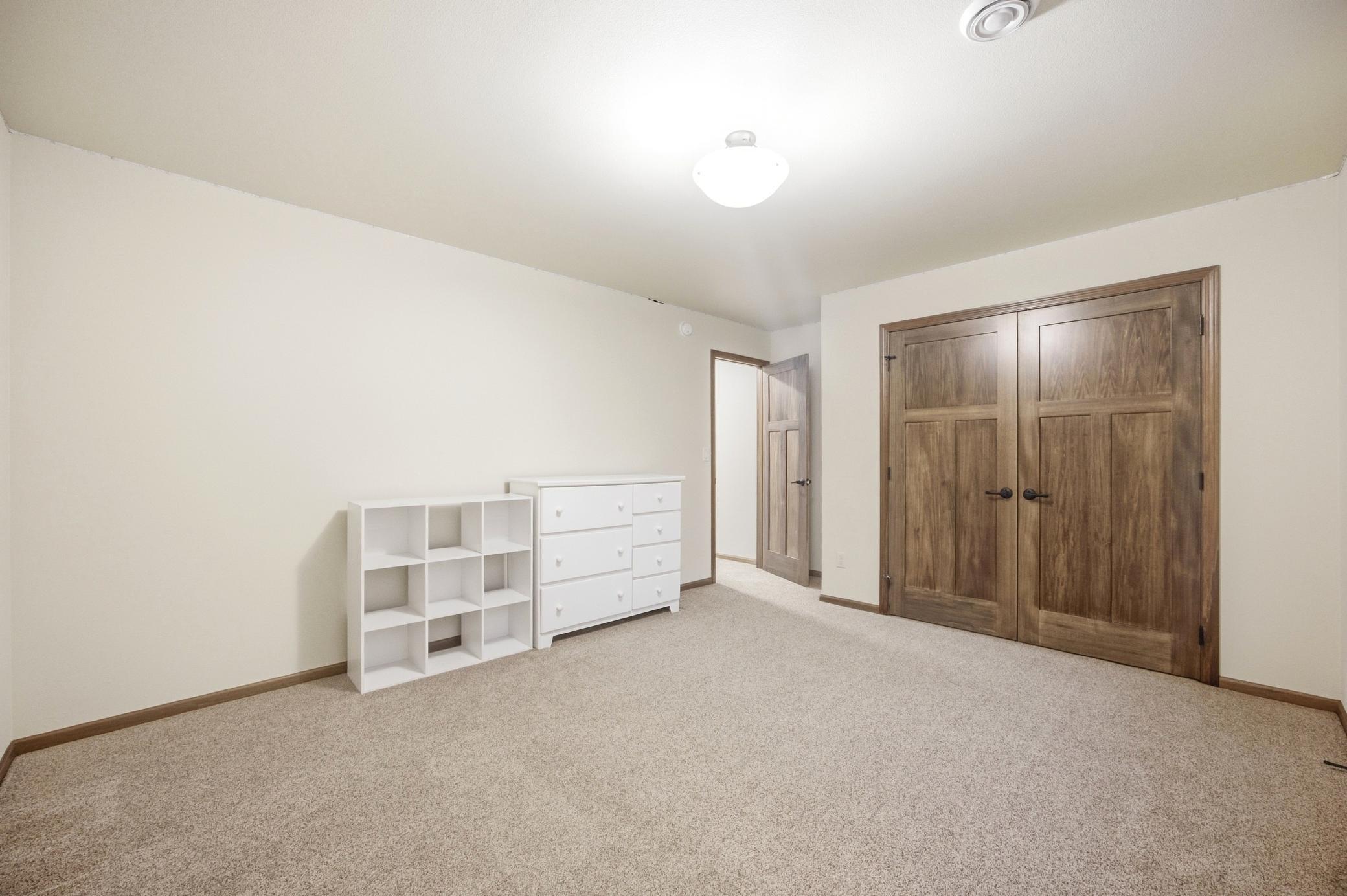 2015 single family home for sale at 7045 Golden Valley Parkway S in Fargo, ND — 6 bed, 3 bath (photo 44 of 67)