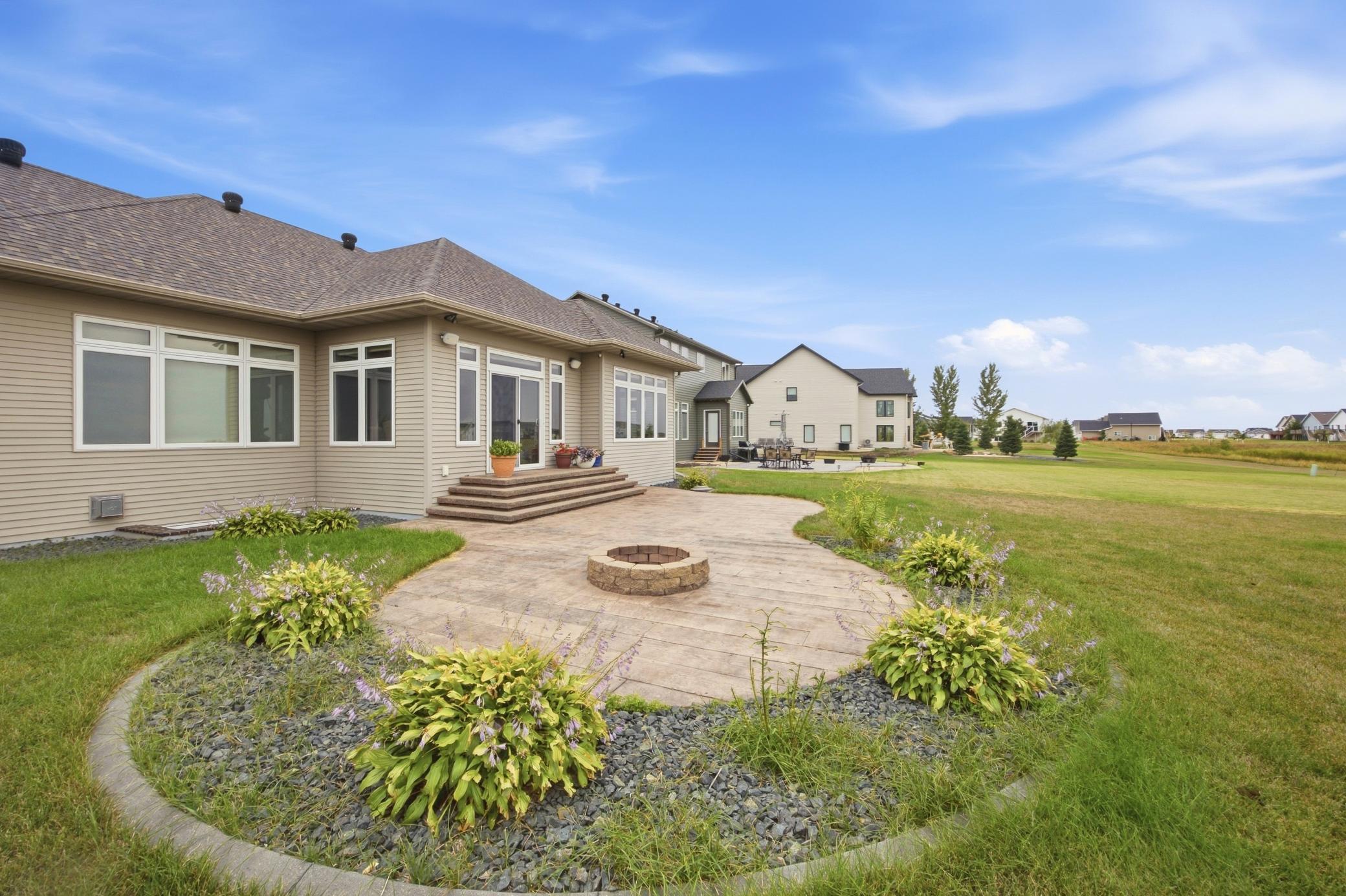 2015 single family home for sale at 7045 Golden Valley Parkway S in Fargo, ND — 6 bed, 3 bath (photo 57 of 67)