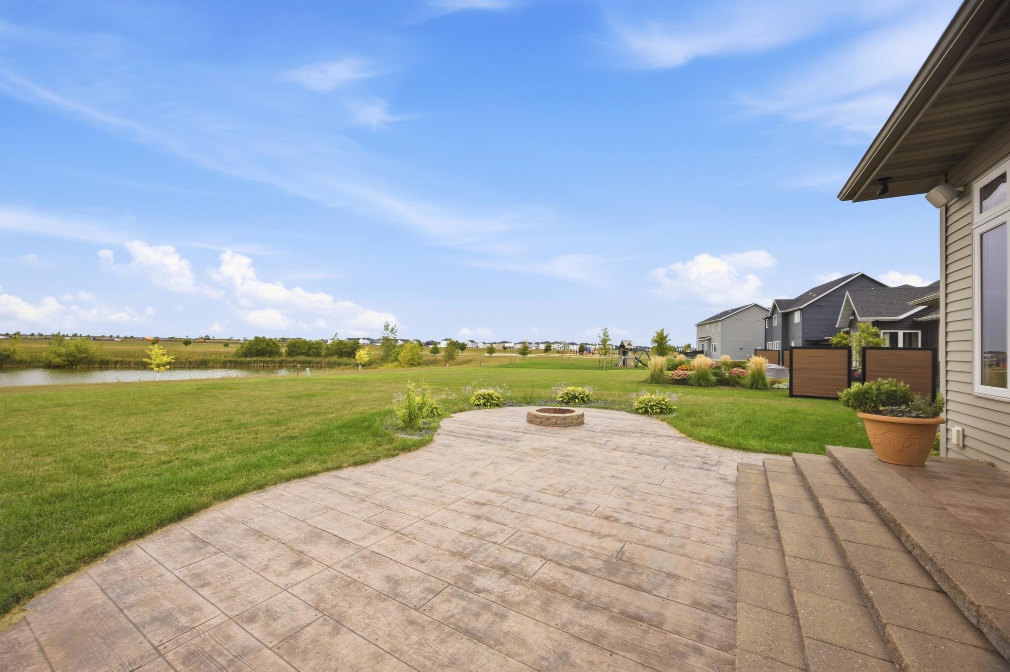 2015 single family home for sale at 7045 Golden Valley Parkway S in Fargo, ND — 6 bed, 3 bath (photo 58 of 67)