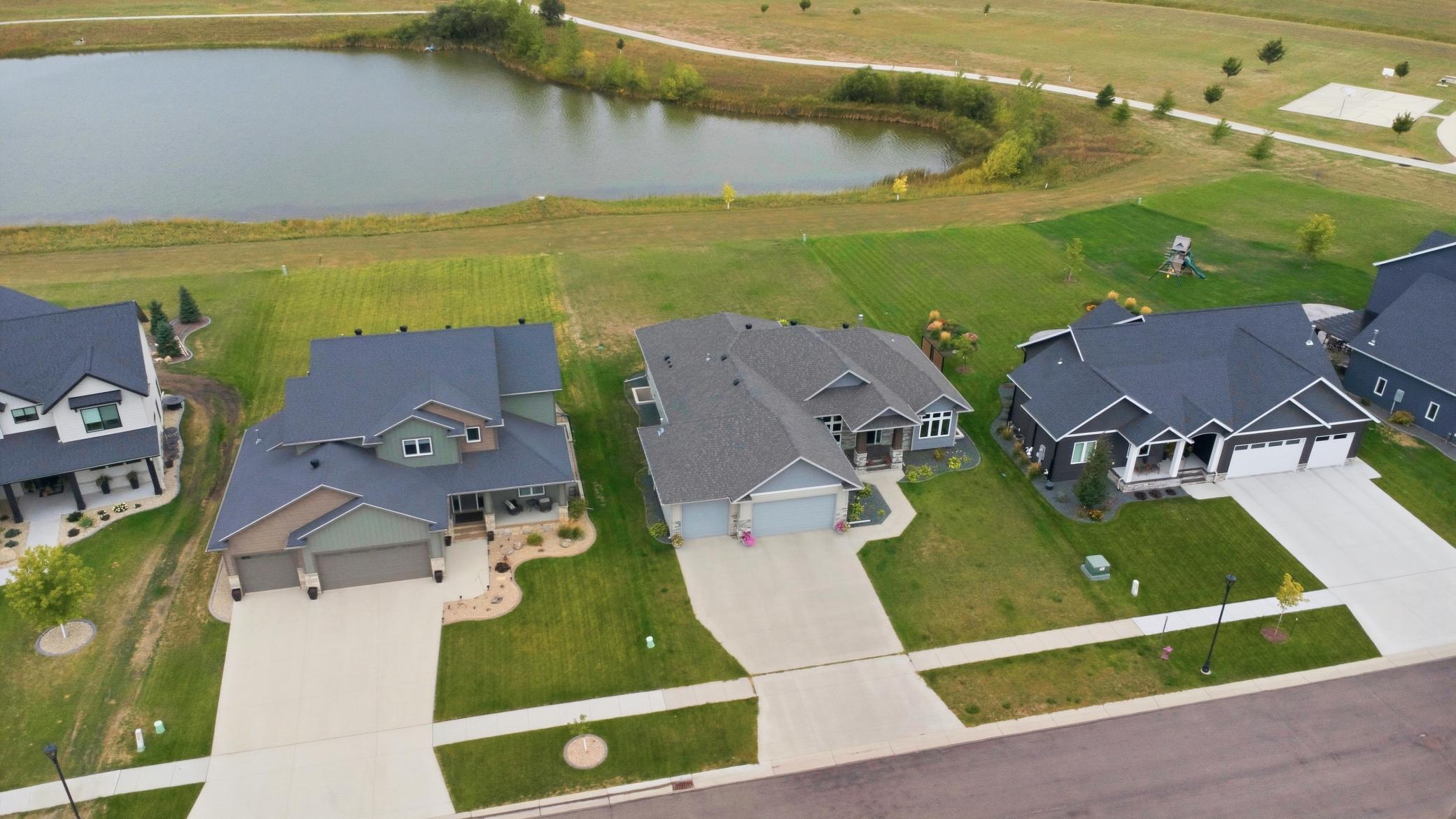2015 single family home for sale at 7045 Golden Valley Parkway S in Fargo, ND — 6 bed, 3 bath (photo 63 of 67)