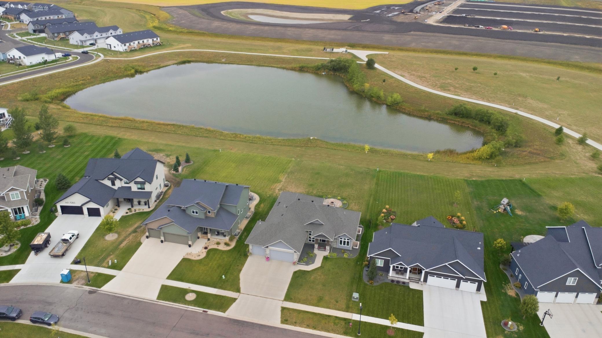 2015 single family home for sale at 7045 Golden Valley Parkway S in Fargo, ND — 6 bed, 3 bath (photo 64 of 67)