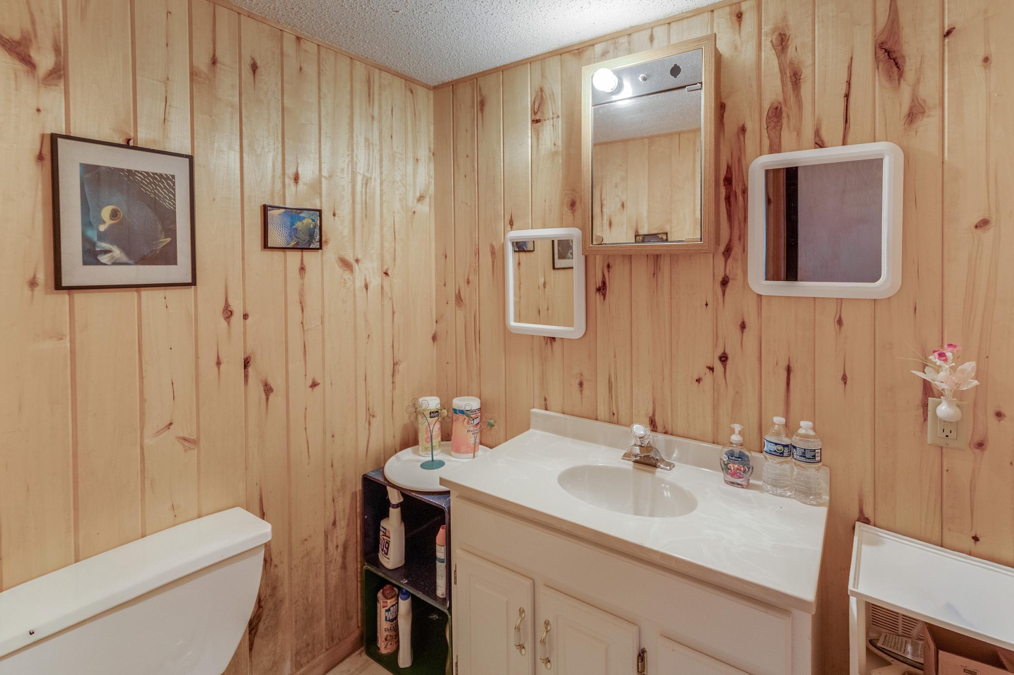1960 single family home for sale at 4444 Mission Road in Nisswa, MN — 1 bed, 2 bath (photo 18 of 31)