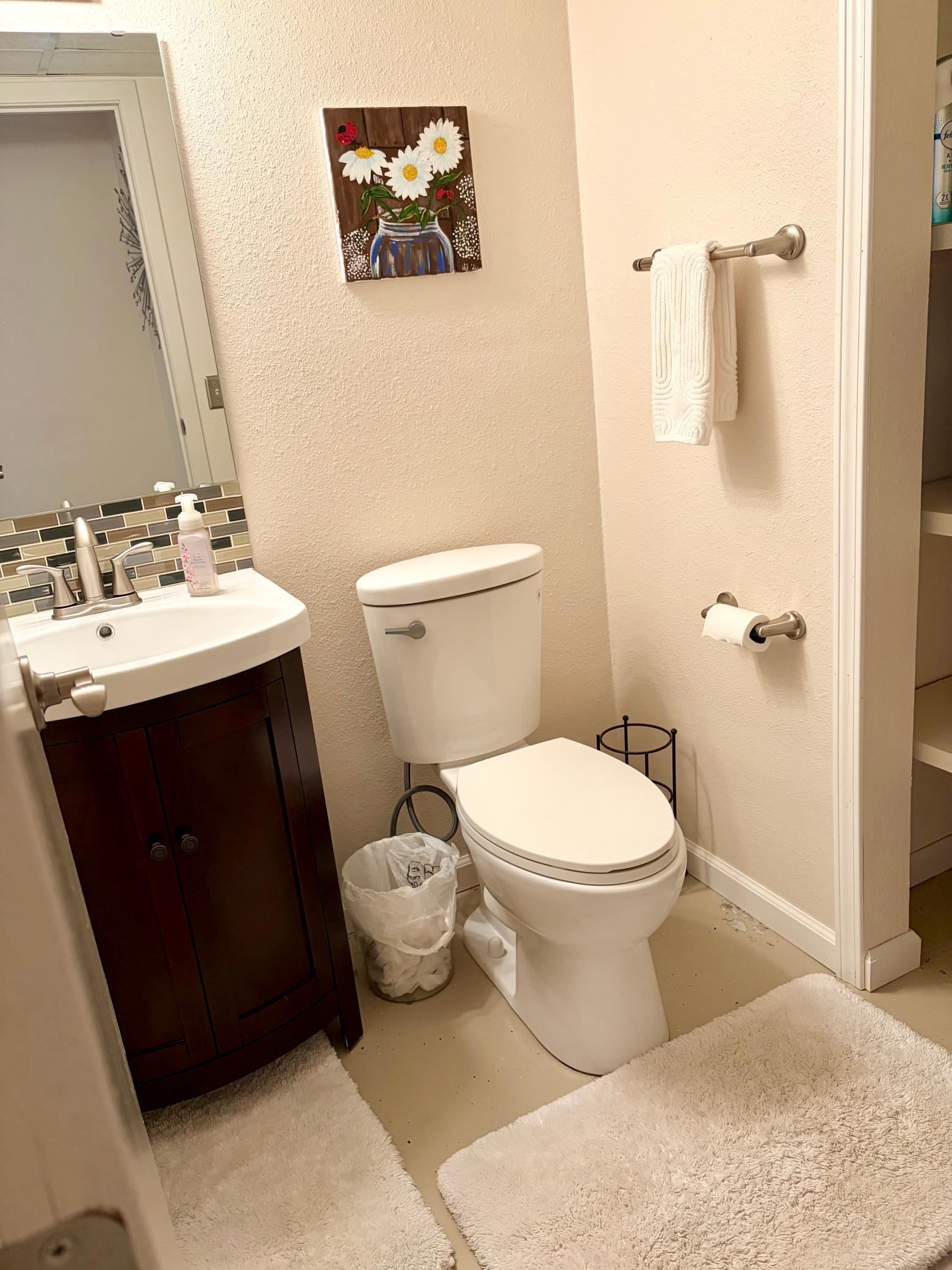 1977 single family home for sale at 1825 Prairie Lane S in Fargo, ND — 4 bed, 3 bath (photo 17 of 32)