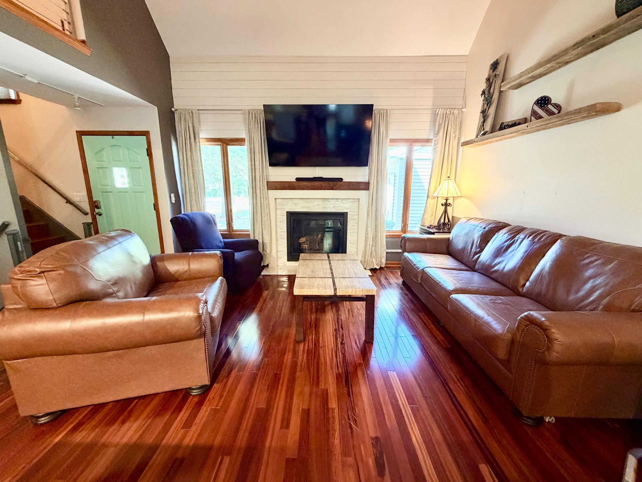 1977 single family home for sale at 1825 Prairie Lane S in Fargo, ND — 4 bed, 3 bath (photo 26 of 32)