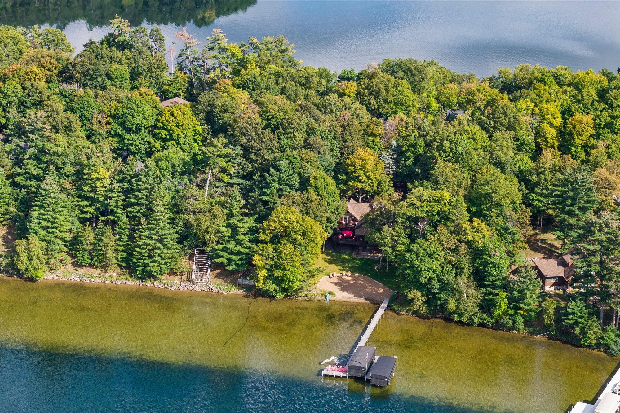 1989 single family home for sale at 12462 Anchor Point Road in Crosslake, MN — 4 bed, 4 bath (photo 2 of 61)