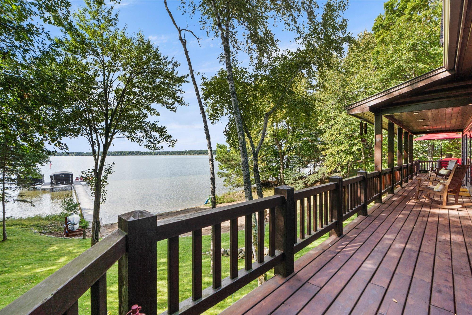 1989 single family home for sale at 12462 Anchor Point Road in Crosslake, MN — 4 bed, 4 bath (photo 11 of 61)