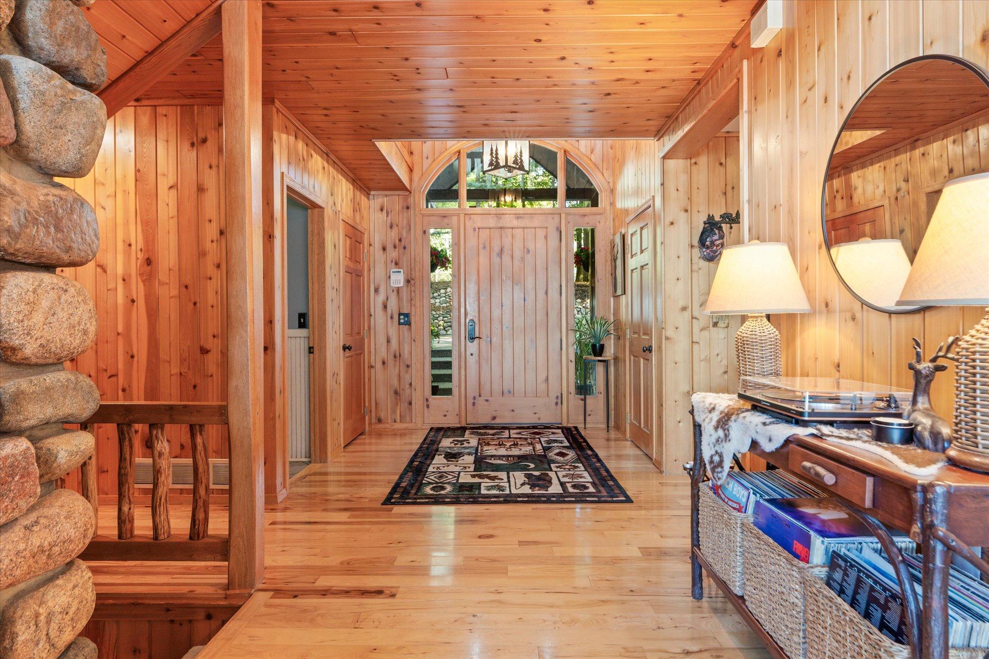 1989 single family home for sale at 12462 Anchor Point Road in Crosslake, MN — 4 bed, 4 bath (photo 17 of 61)