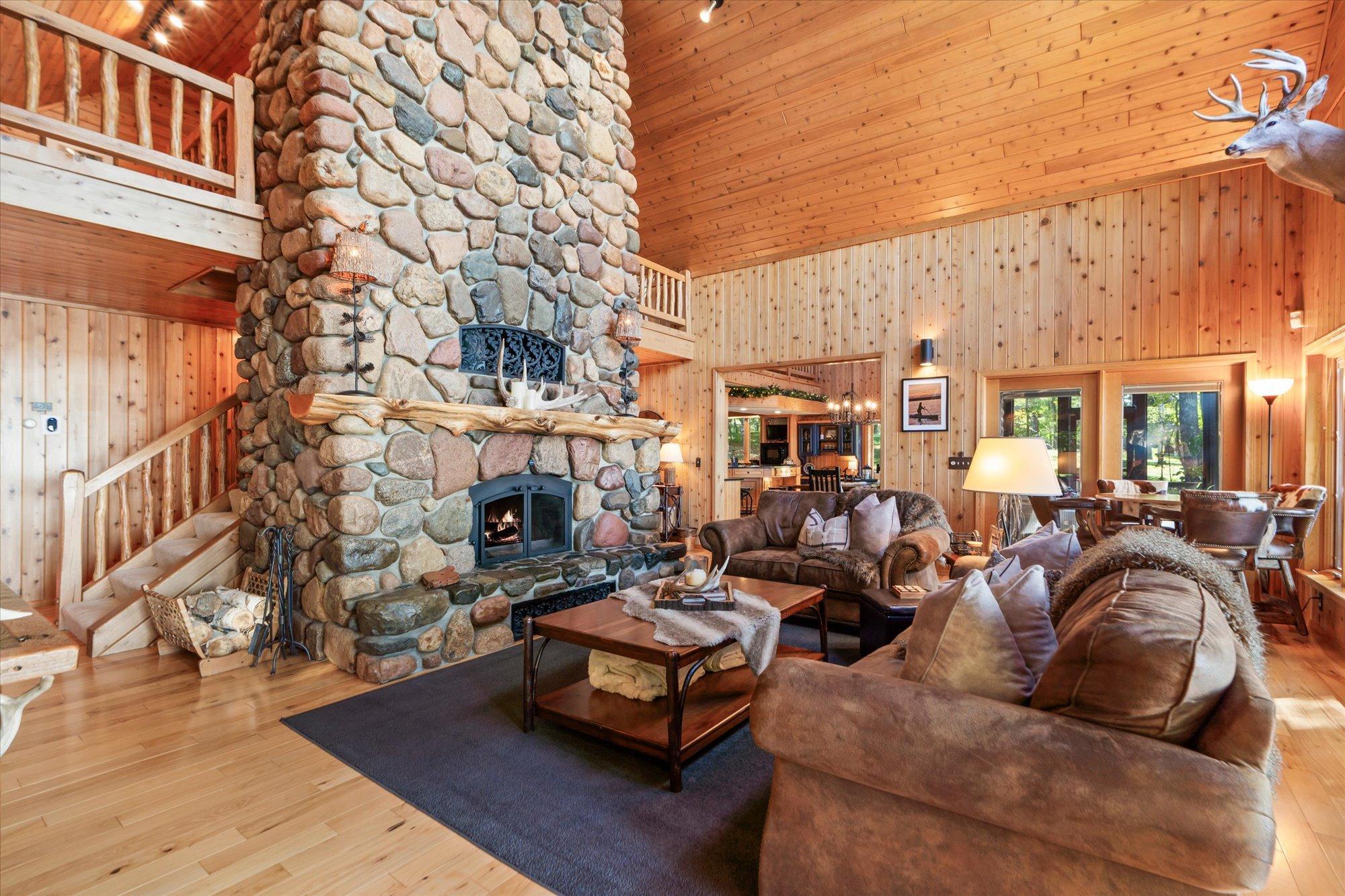 1989 single family home for sale at 12462 Anchor Point Road in Crosslake, MN — 4 bed, 4 bath (photo 18 of 61)