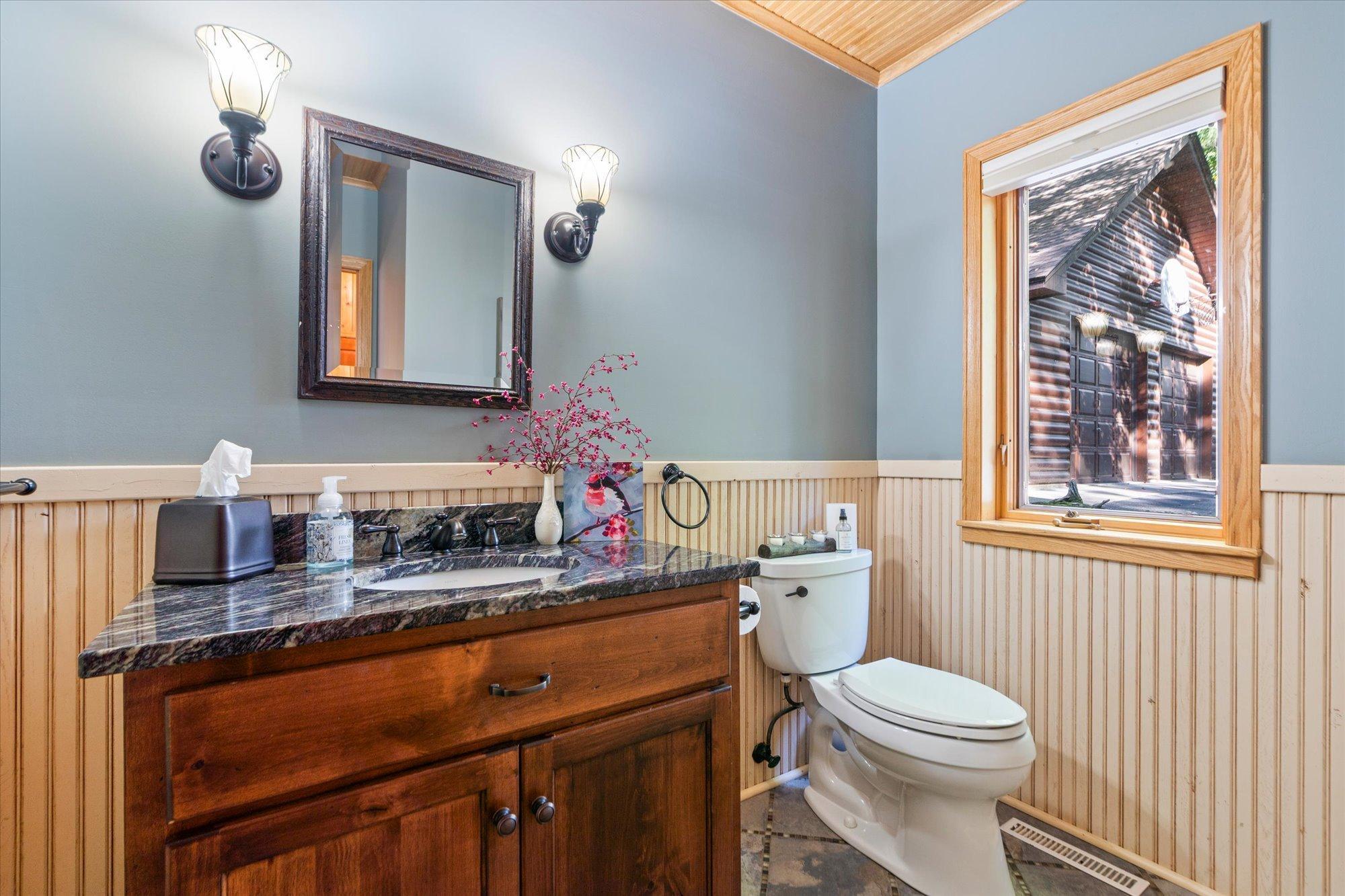 1989 single family home for sale at 12462 Anchor Point Road in Crosslake, MN — 4 bed, 4 bath (photo 23 of 61)