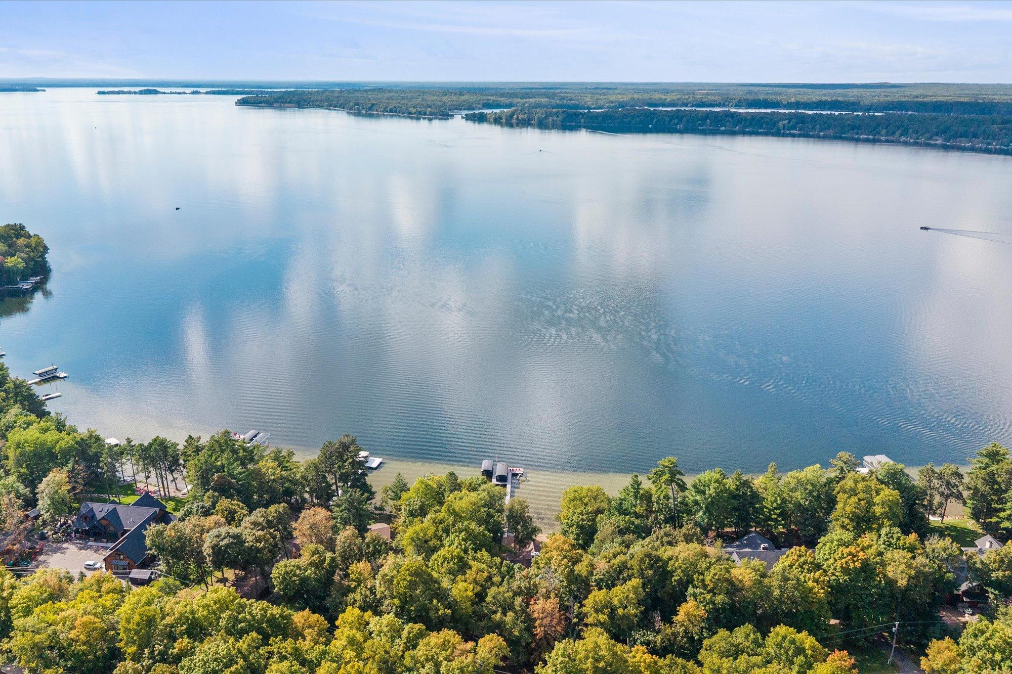 1989 single family home for sale at 12462 Anchor Point Road in Crosslake, MN — 4 bed, 4 bath (photo 5 of 61)