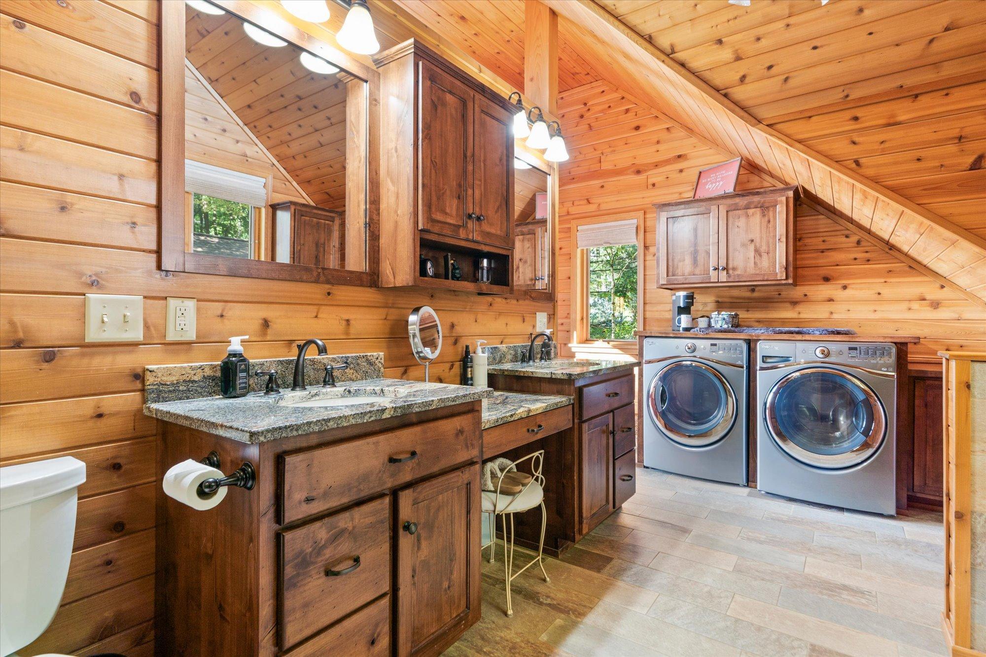1989 single family home for sale at 12462 Anchor Point Road in Crosslake, MN — 4 bed, 4 bath (photo 43 of 61)
