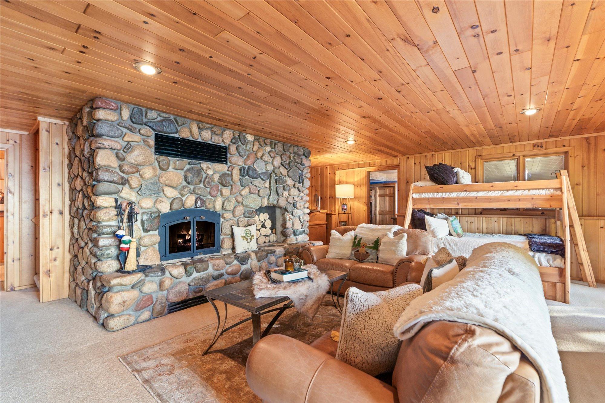 1989 single family home for sale at 12462 Anchor Point Road in Crosslake, MN — 4 bed, 4 bath (photo 46 of 61)