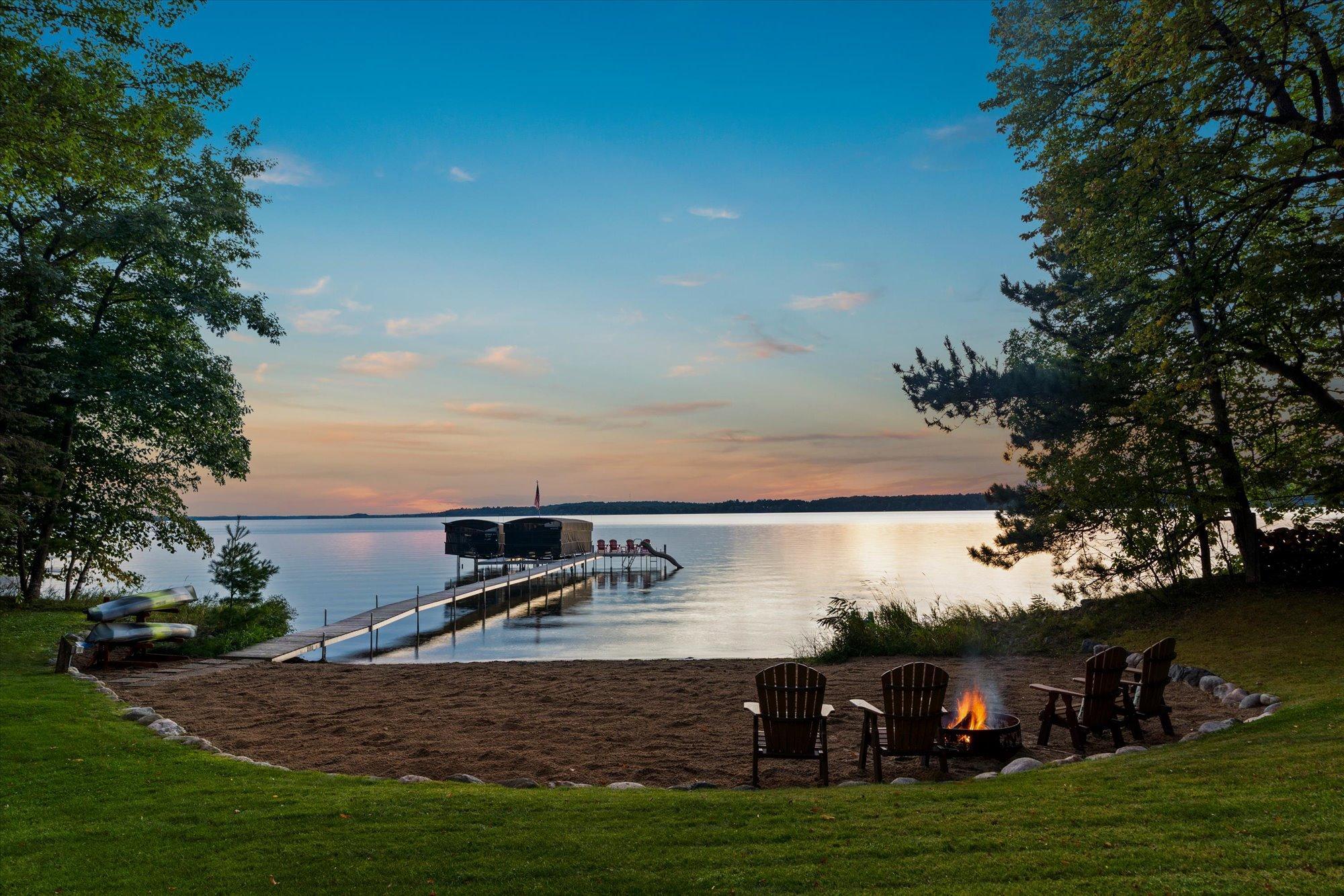 1989 single family home for sale at 12462 Anchor Point Road in Crosslake, MN — 4 bed, 4 bath (photo 8 of 61)