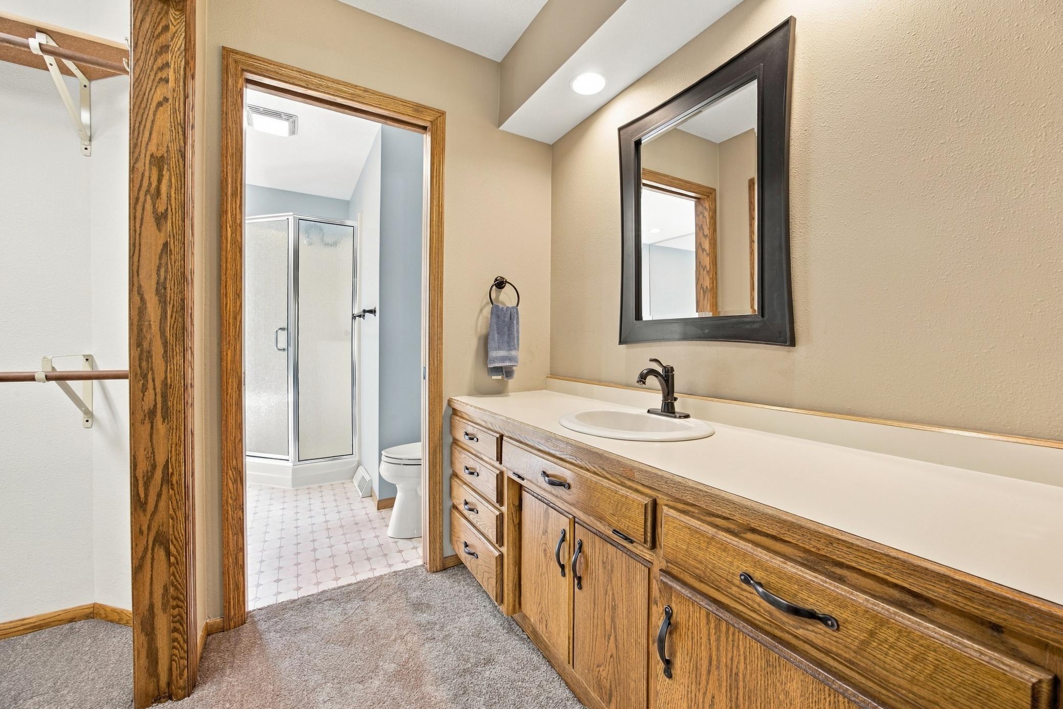 1987 single family home for sale at 2802 28th Avenue S in Fargo, ND — 3 bed, 3 bath (photo 21 of 29)