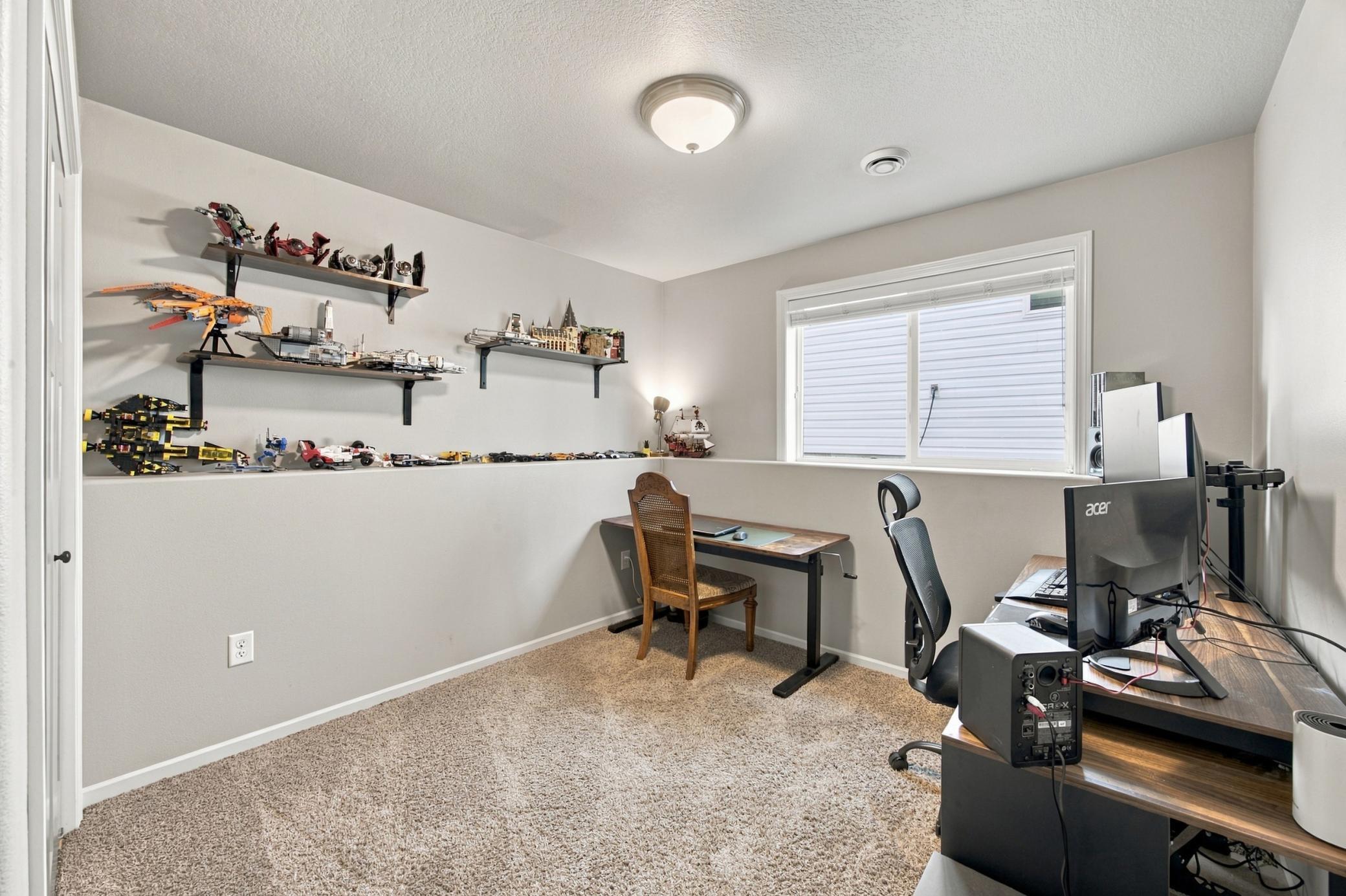 2016 single family home for sale at 2114 65th Avenue S in Fargo, ND — 3 bed, 3 bath (photo 22 of 28)