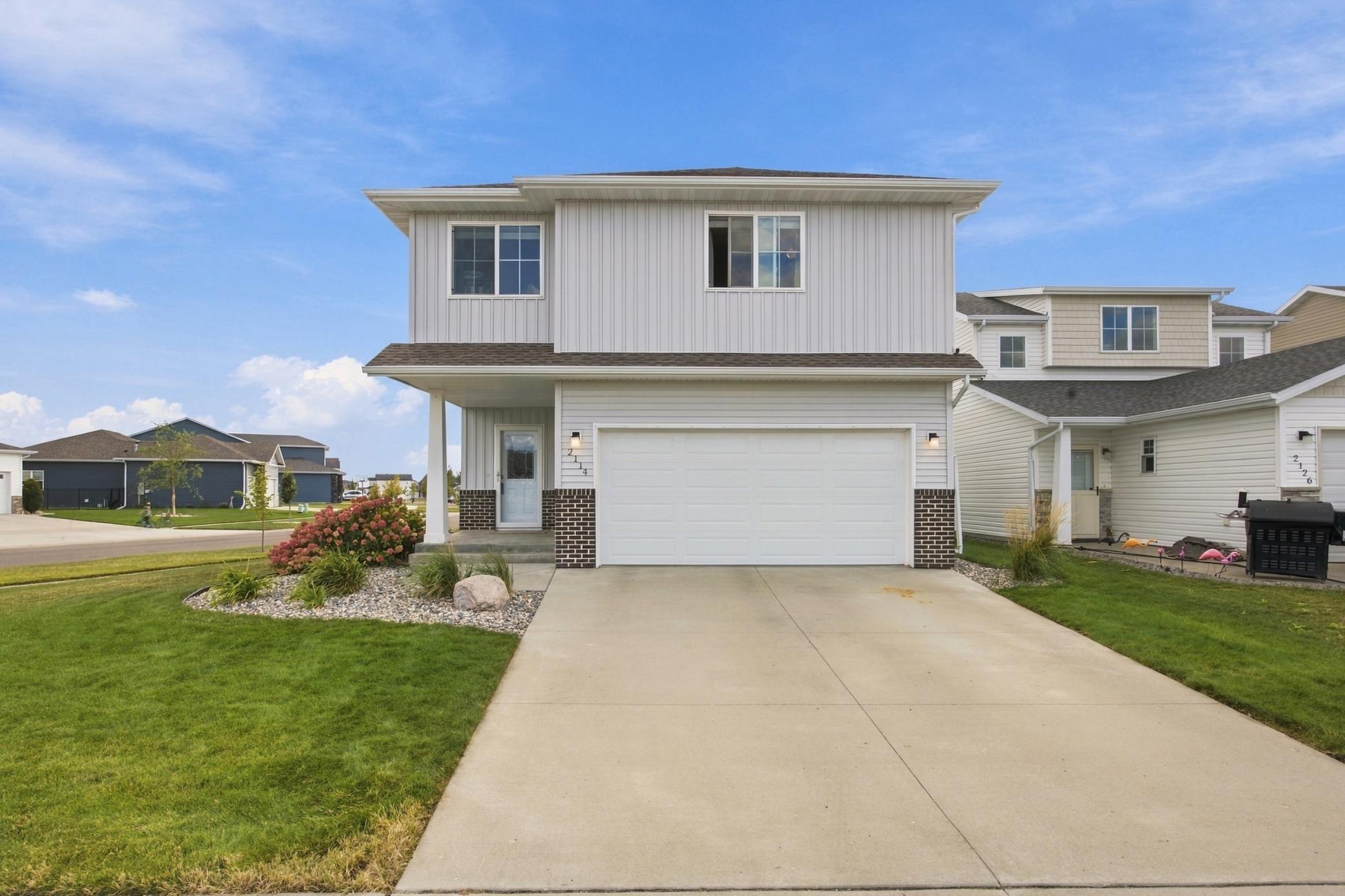 2016 single family home for sale at 2114 65th Avenue S in Fargo, ND — 3 bed, 3 bath